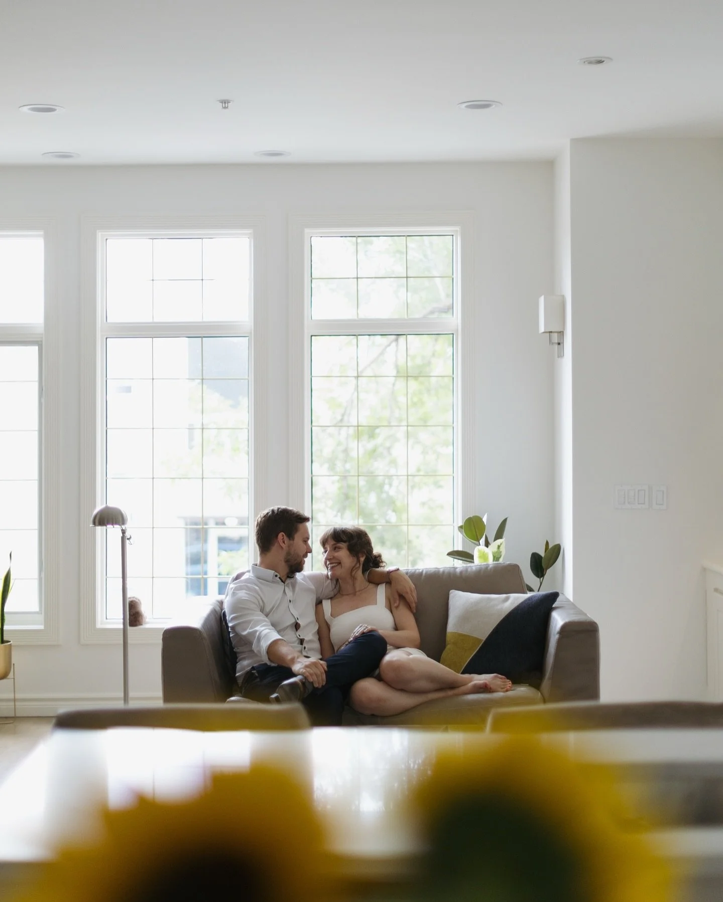 Let&rsquo;s escape the cold by having your engagement session in the comfort of your own home 🌻

Book your at-home session through the link in my bio 🫶

#calgary #calgaryengagementphotographer #yycengagementphotographer #yycengagement #yycengaged #
