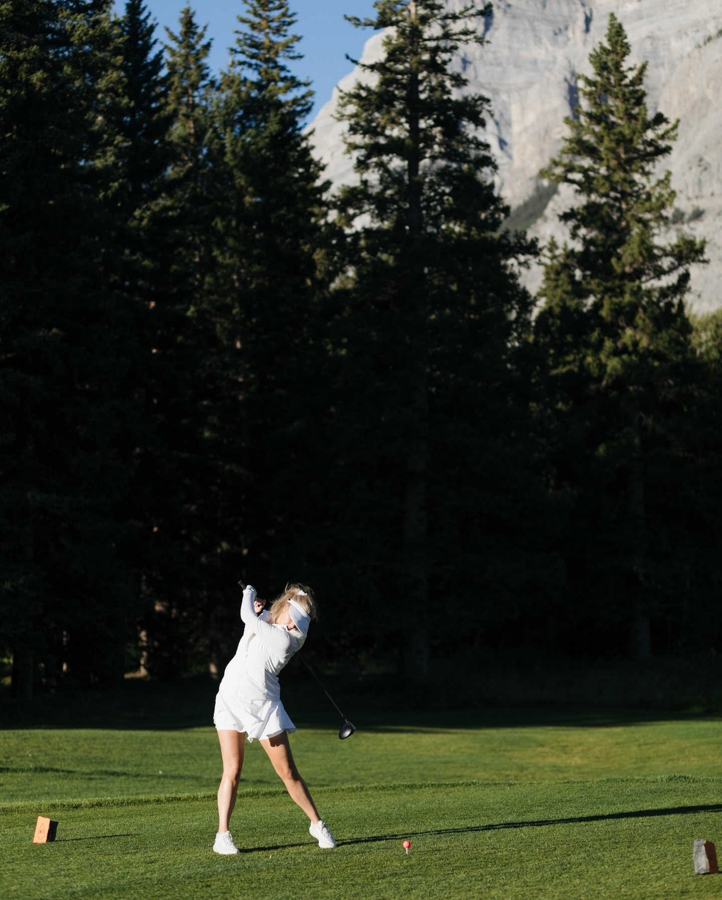 Hosting a welcome event for your wedding guests sets such a positive tone to start to your wedding weekend. 

✨ it&rsquo;s a relaxed, casual environment where you can greet guests and mingle without the stress of a timeline to follow
✨ you can catch 