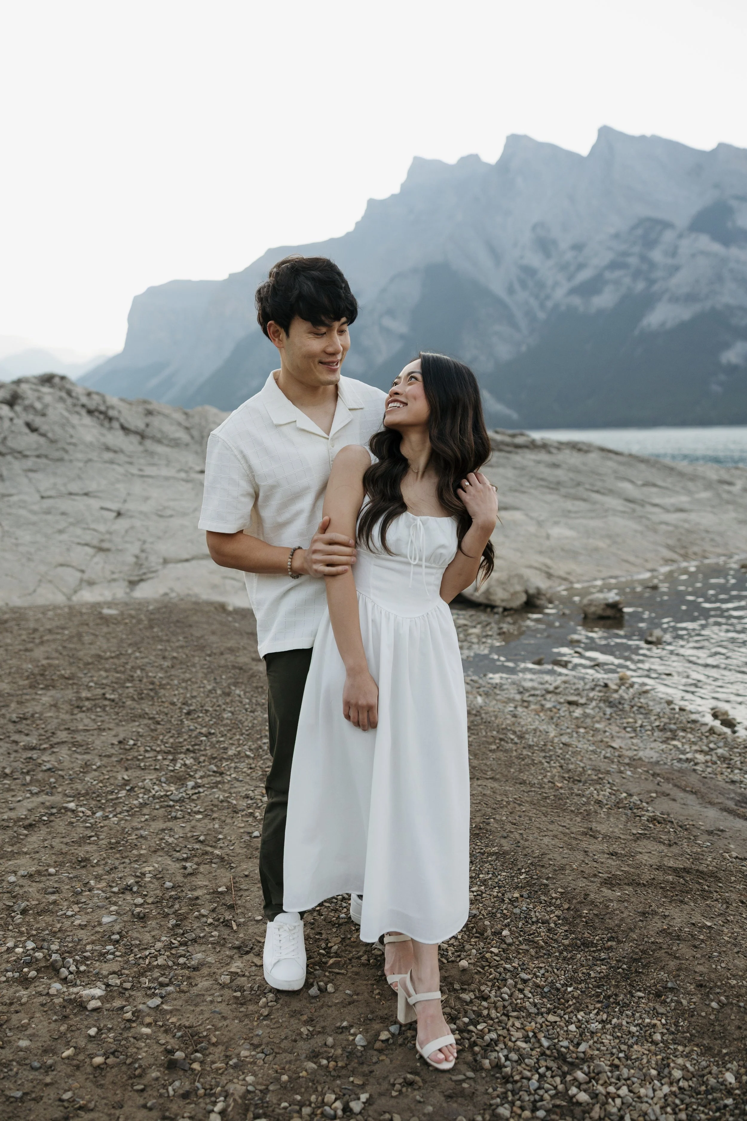ta-lake-minnewanka-engagement-photos-7.JPG