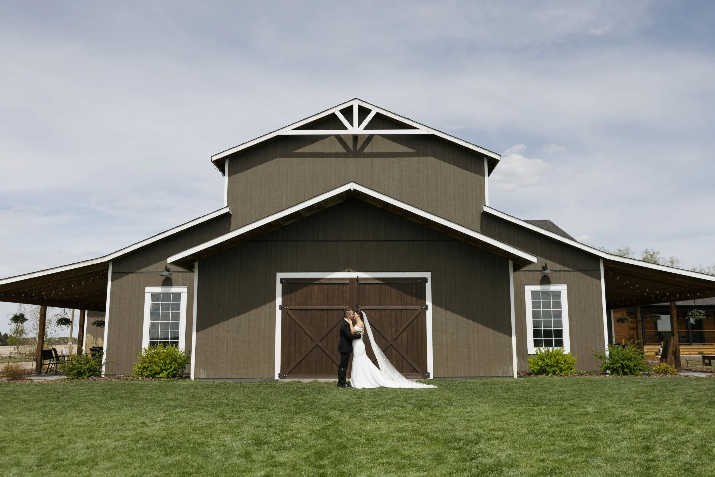 River Valley Wedding Photographer