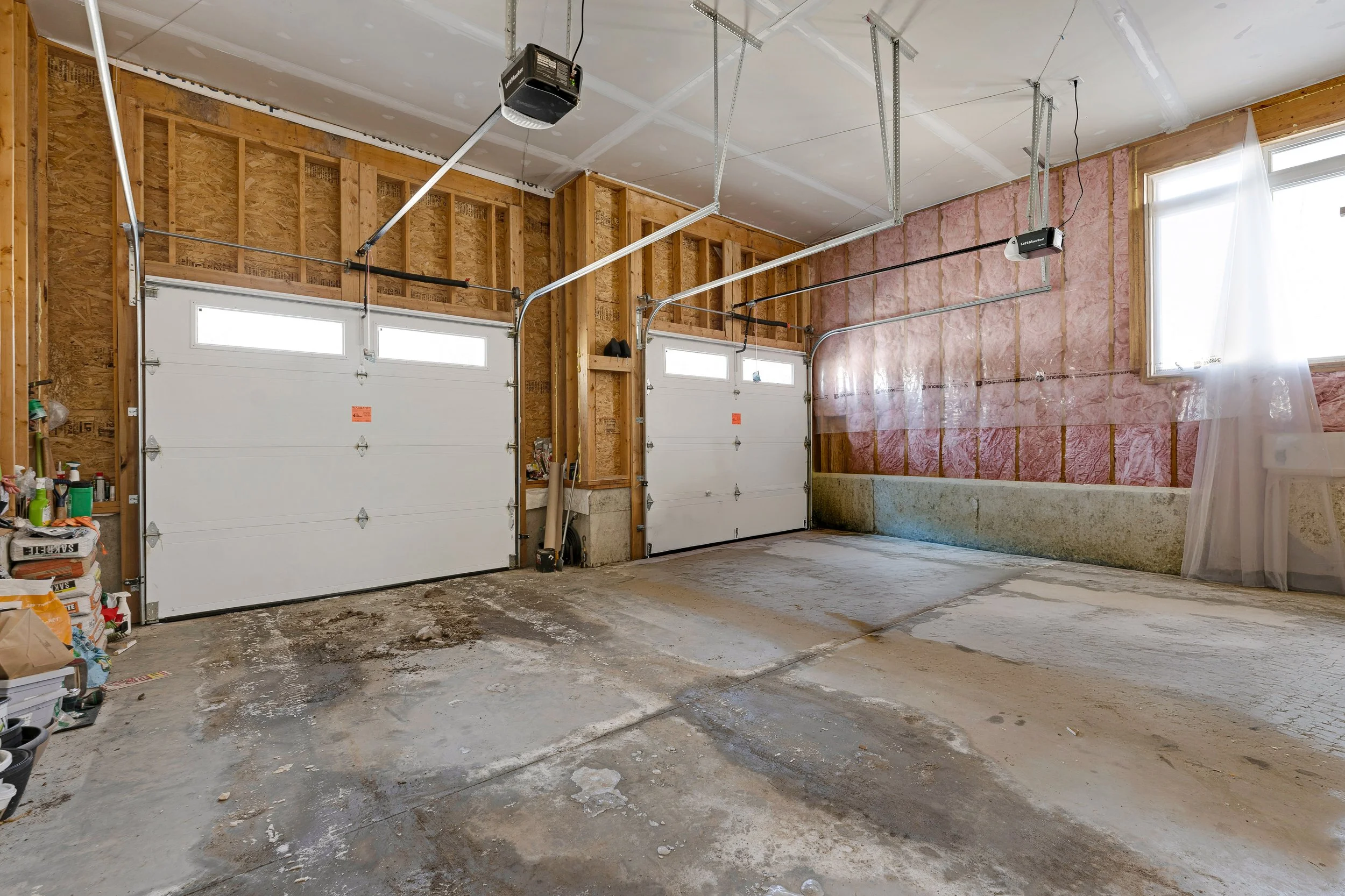 dsc00313-dsc00317 best effort to clean up garage.JPG