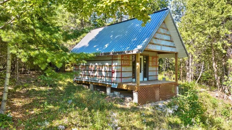 2467 Darling  - bunkie - text removed.jpg