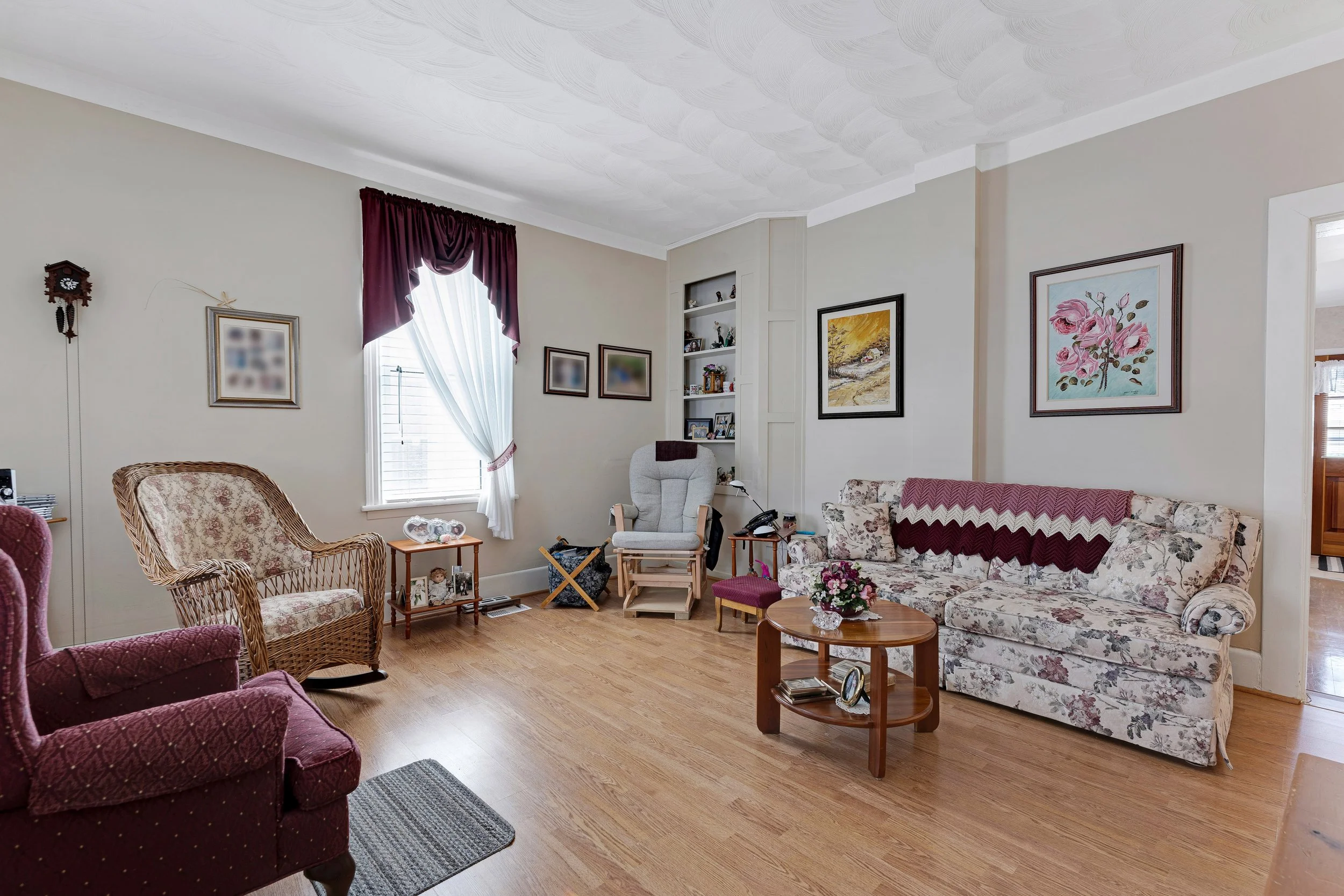 dsc04373-dsc04377 photo blur.JPG