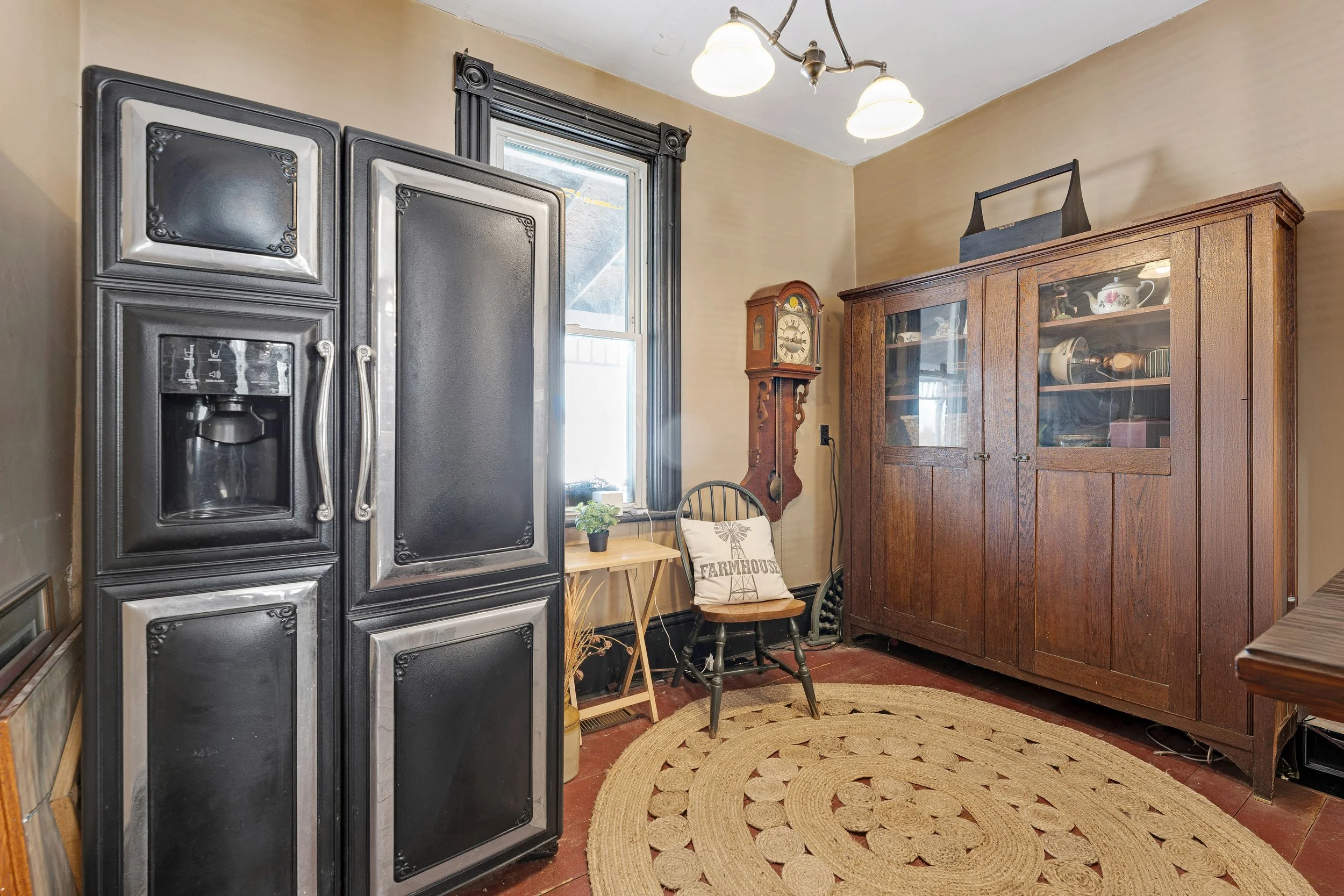 dsc00943-dsc00947 wall mount vacuum removed.JPG