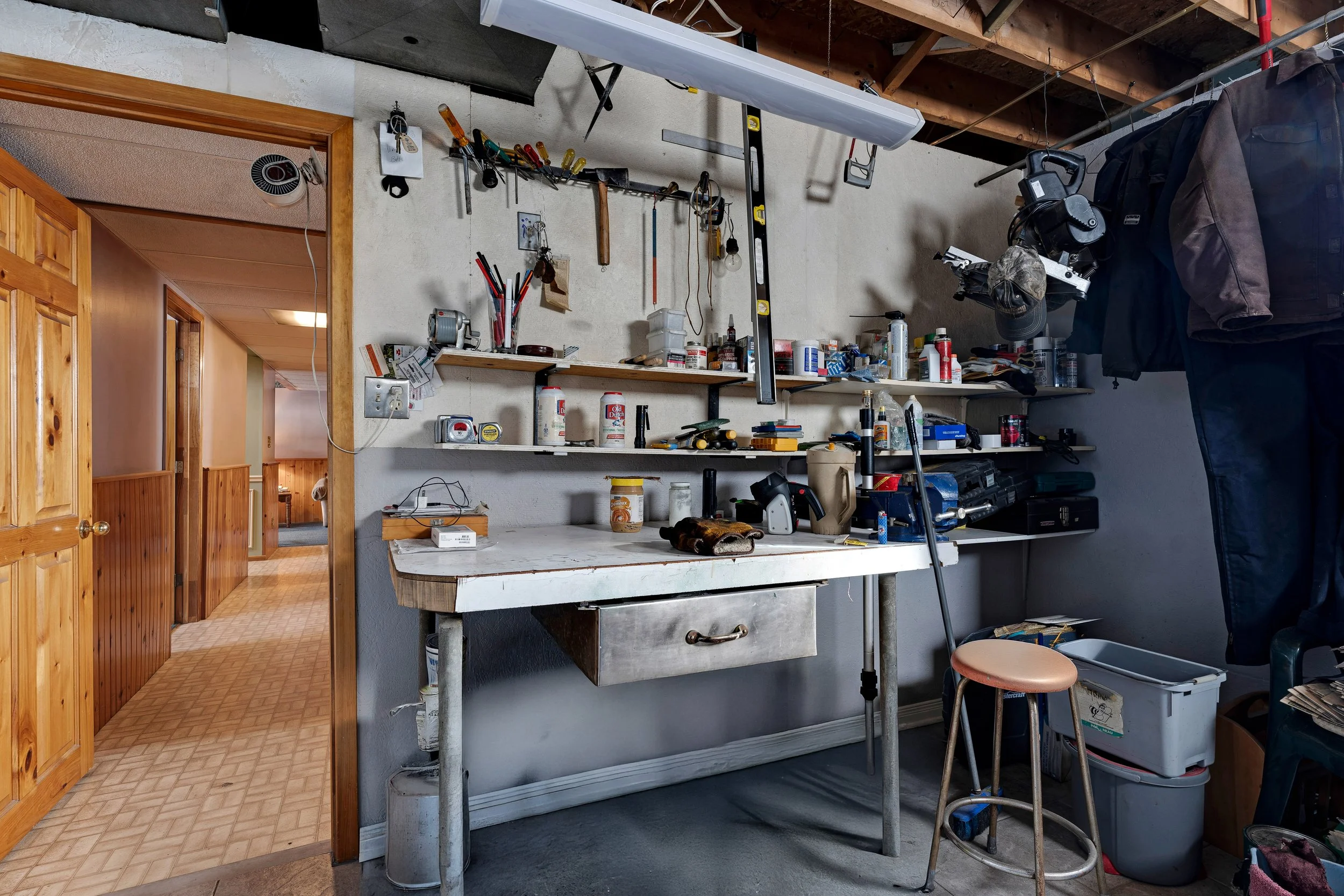 dsc07407-dsc07411 workbench clean-up.JPG