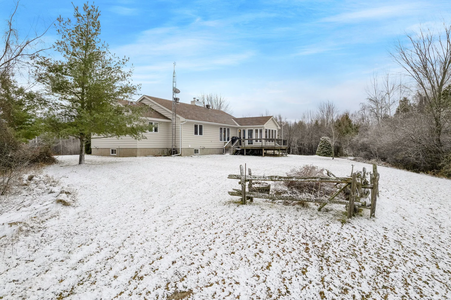 640 McConnell Road — BirchBox Media