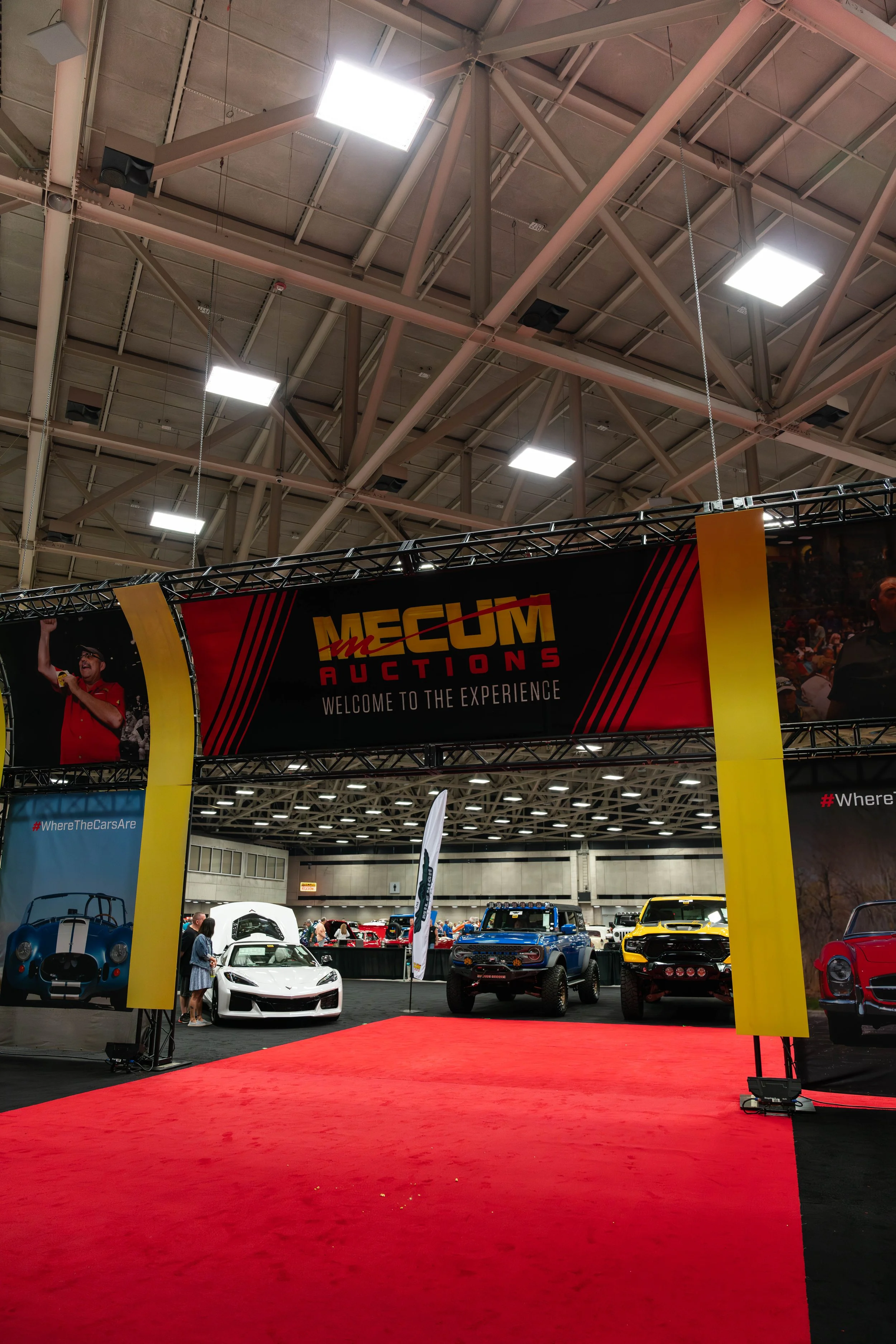 mecum auction banner