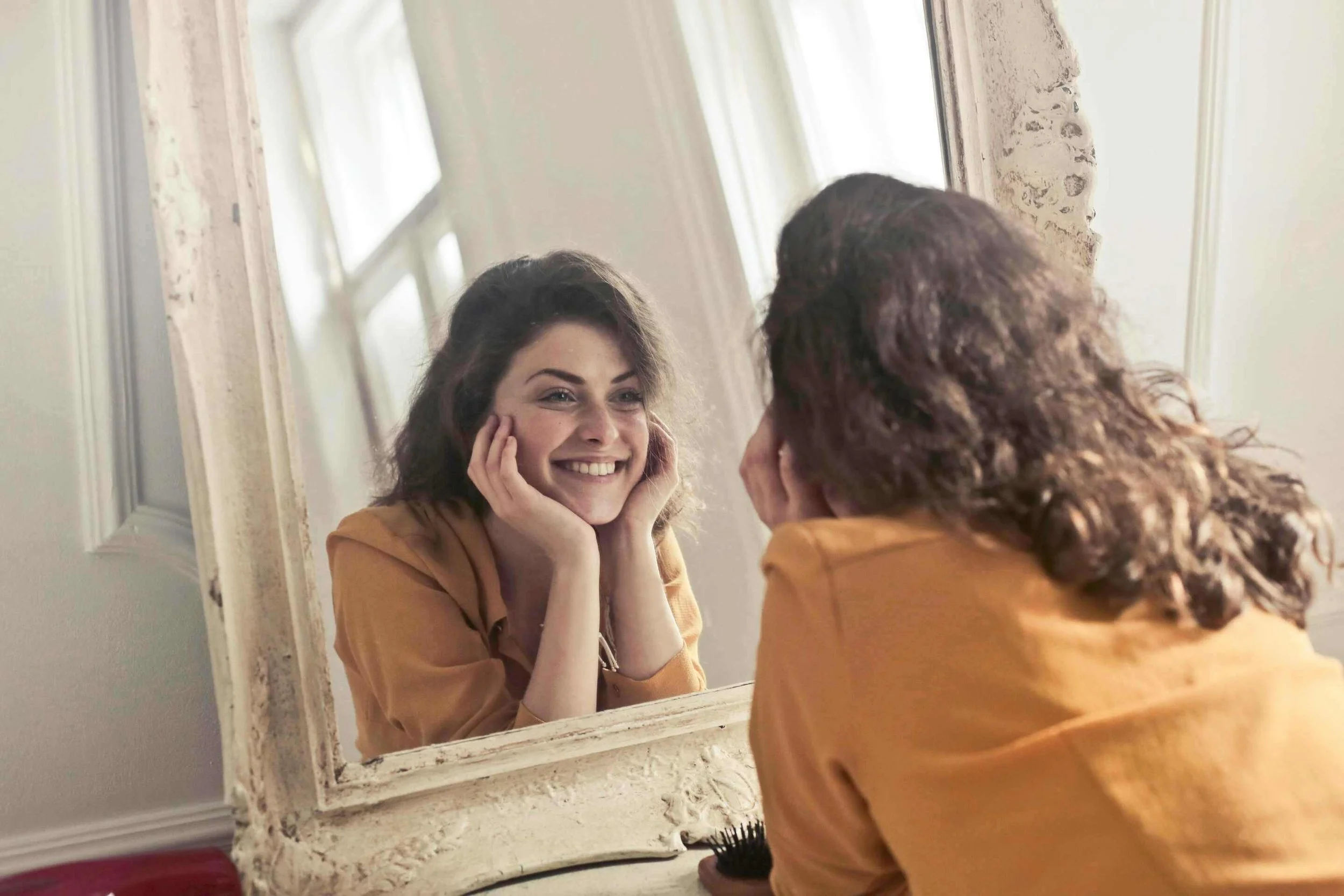 The 5 Phrases That Make You Sound Confident in Any Meeting (Even When You're Not)