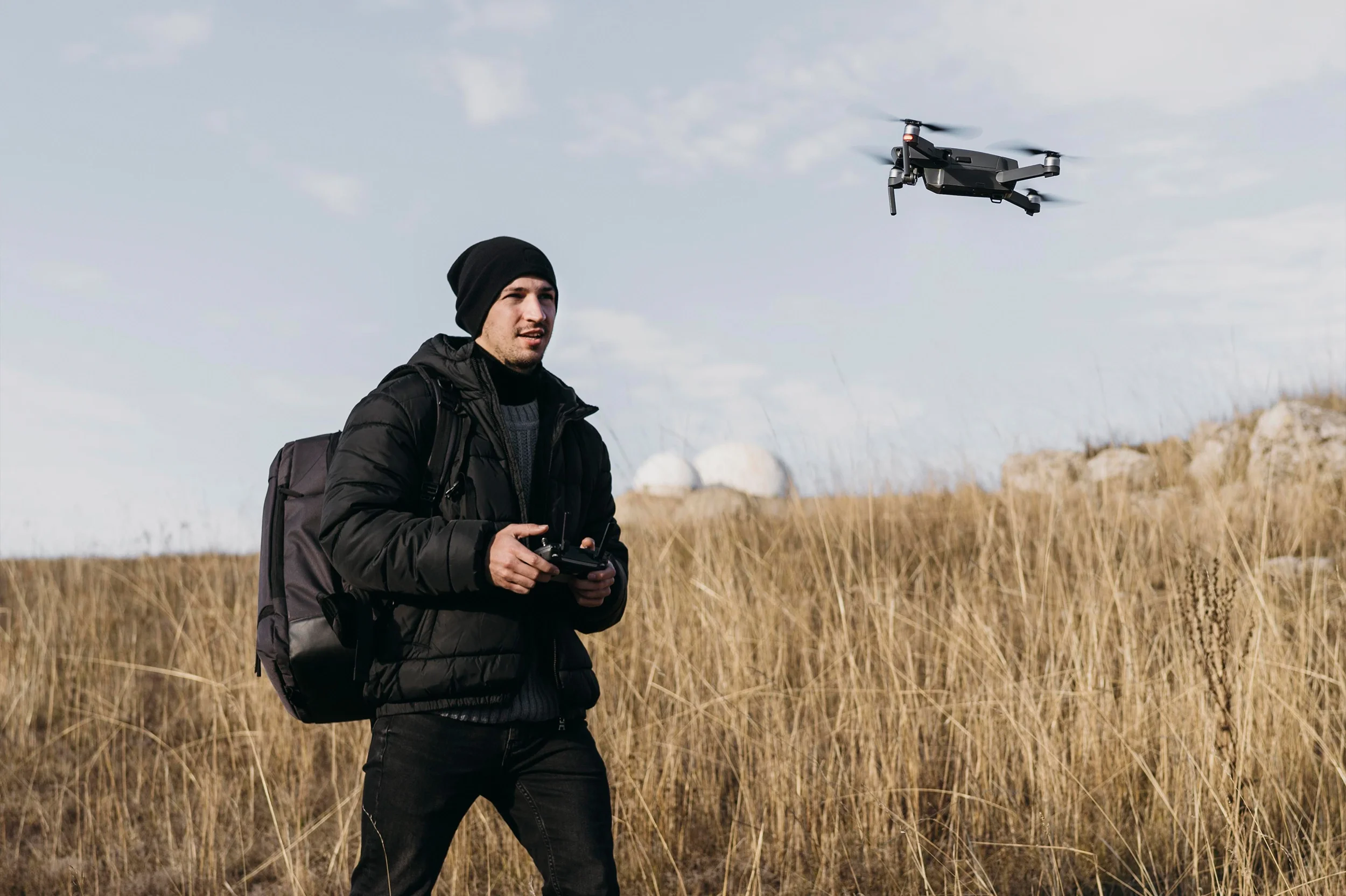 How to Choose the Right Drone for Photography in Dubai’s Environment