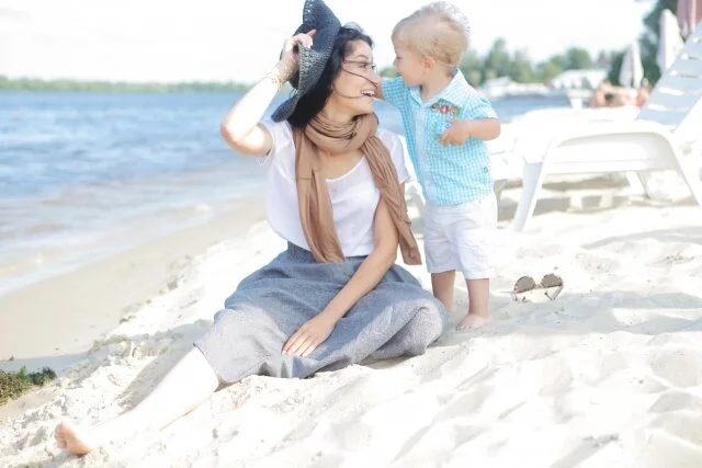 26_Which country in the world has the most holidays?_世界(せかい)で一番(いちばん)休(やす)んでいる国(くに)はどこ？