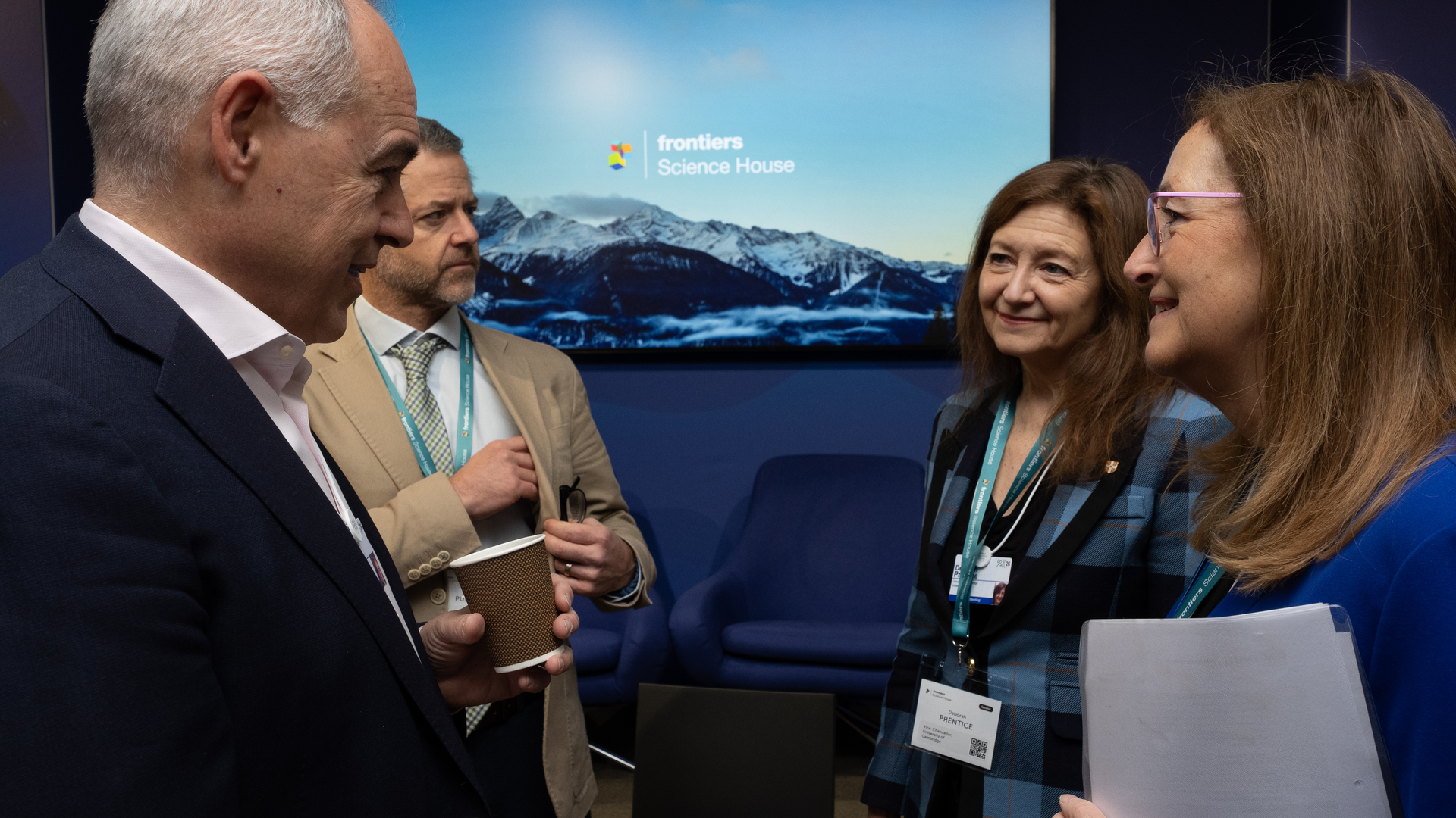 Horizontal-2026_ScienceFrontiers_Davos_21_GB-72.png