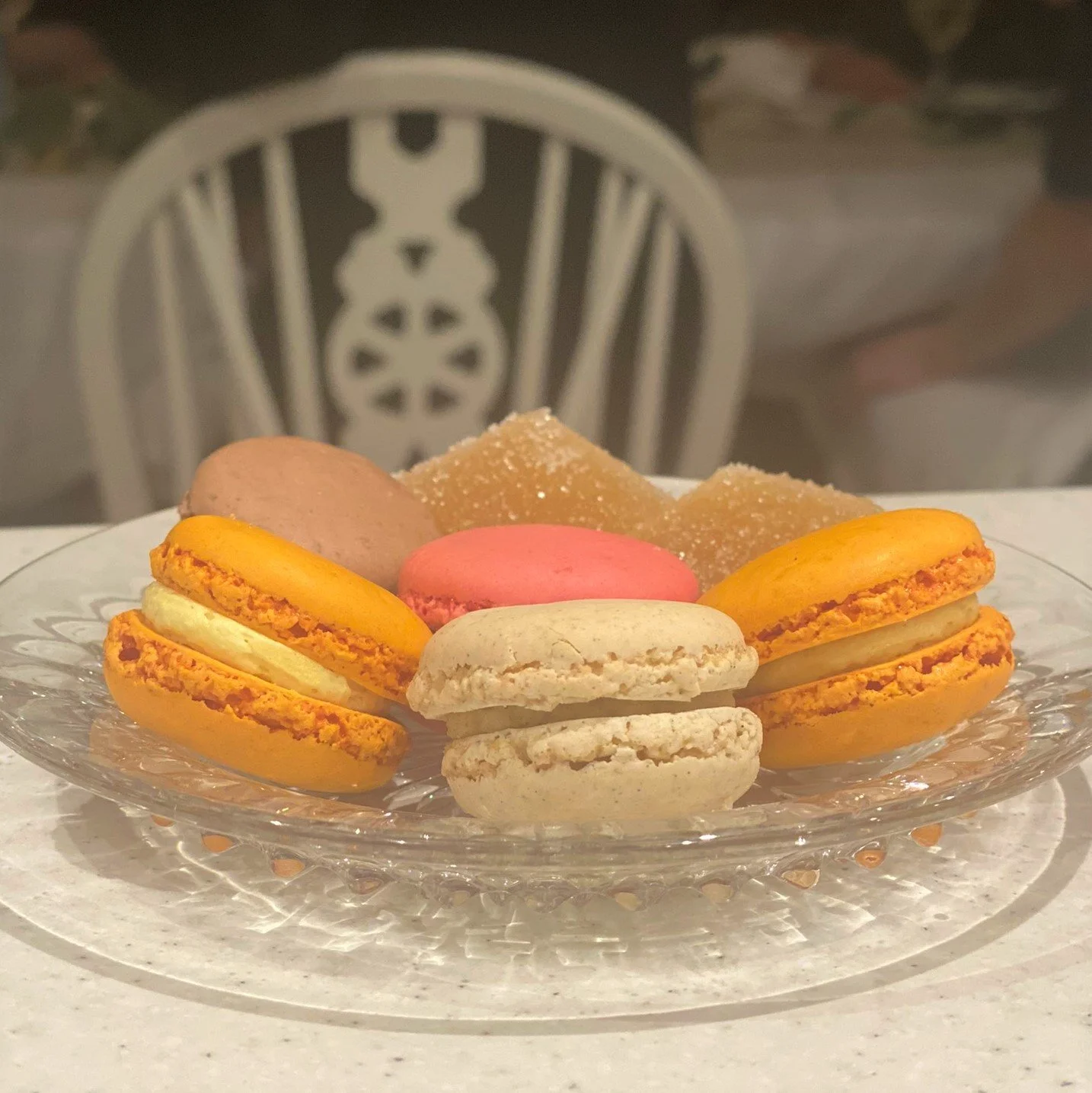Macarons pate de fruits.jpeg
