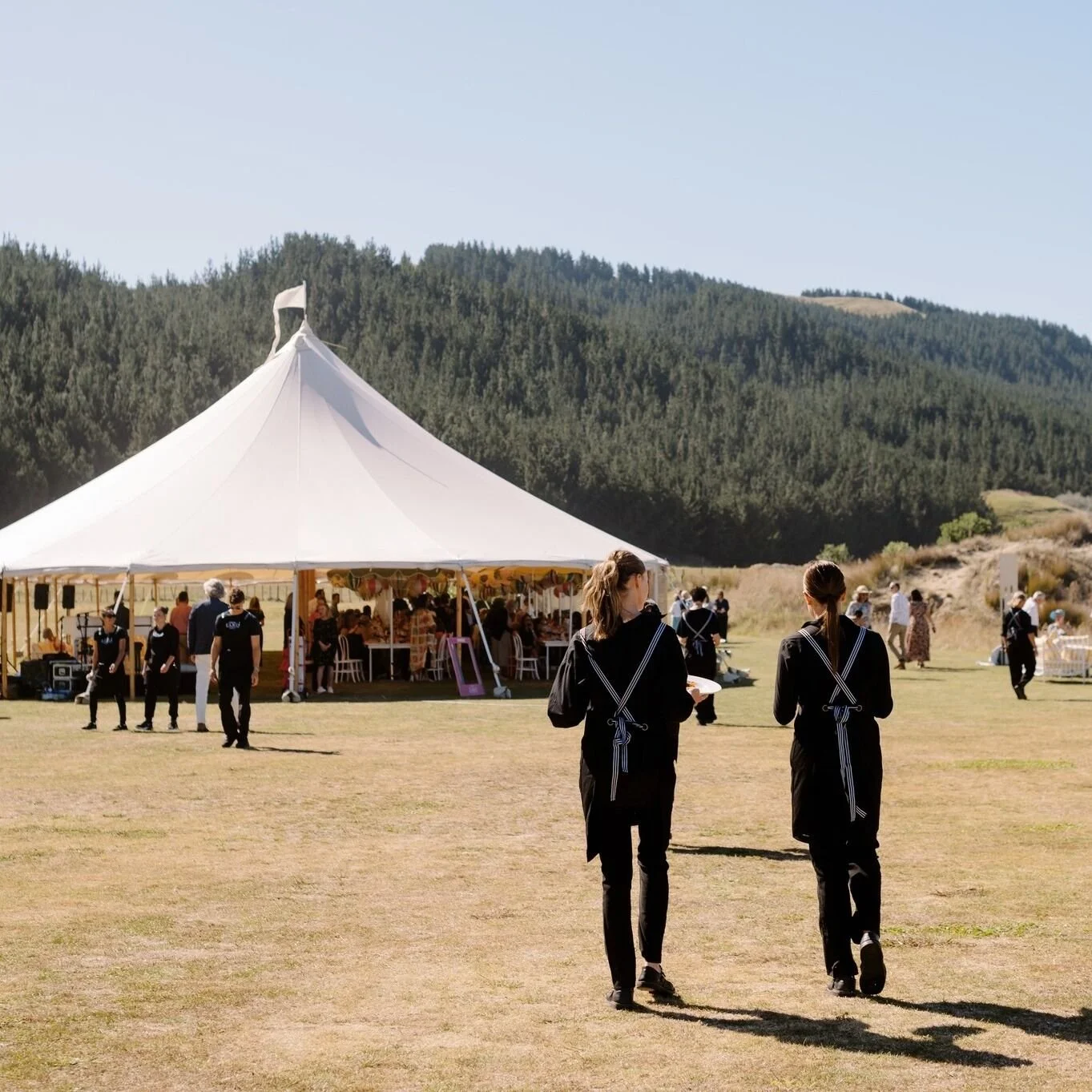 ✨ A stunning event is only as good as the team behind it.
From champagne service to cloakroom calm, Planit Staff provides professional, polished event staff who elevate your guest experience.

🍽️ Wait staff, bar staff, event assistants &amp; supervi