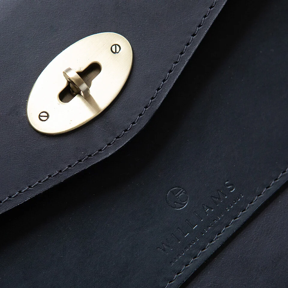 Williams Handmade 141_72dpi.jpg