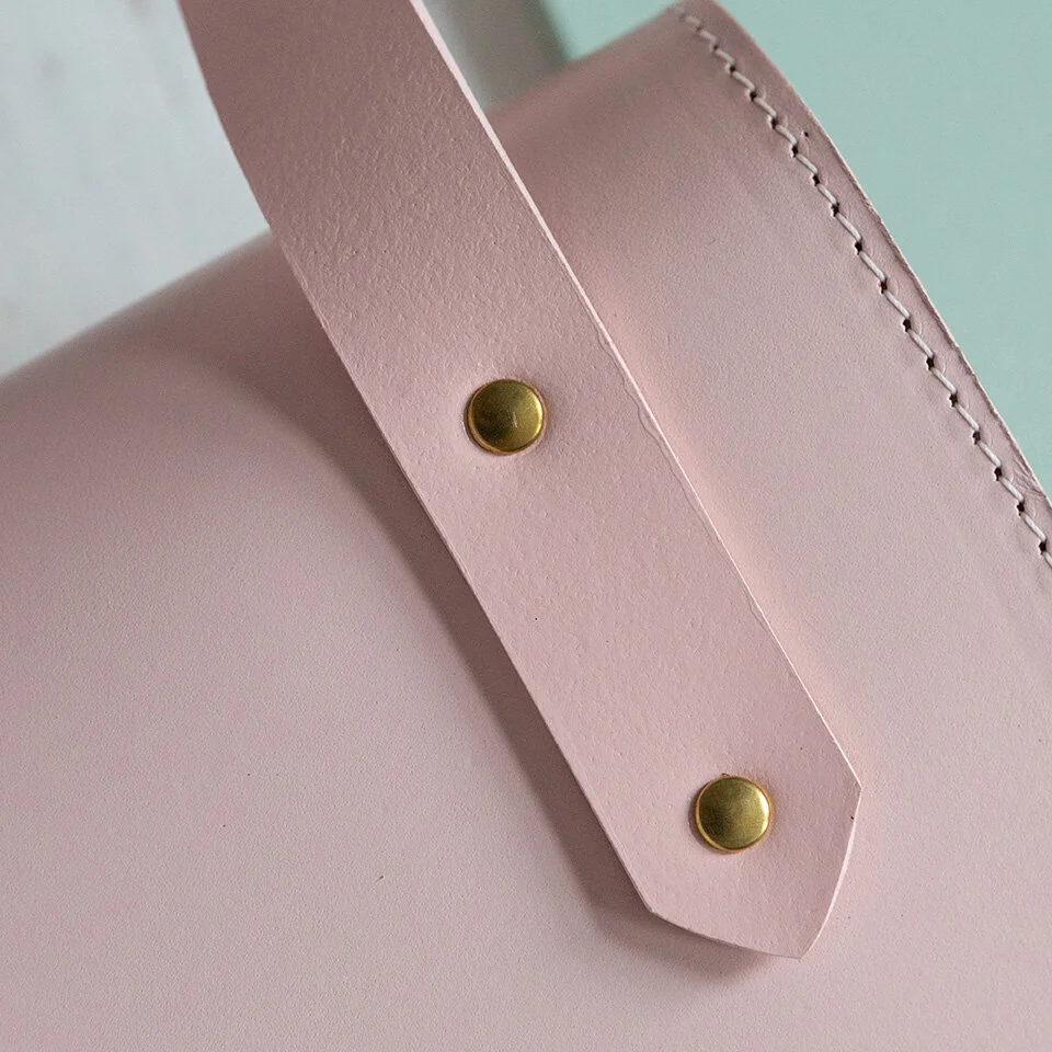 Williams Handmade 130_72dpi.jpg