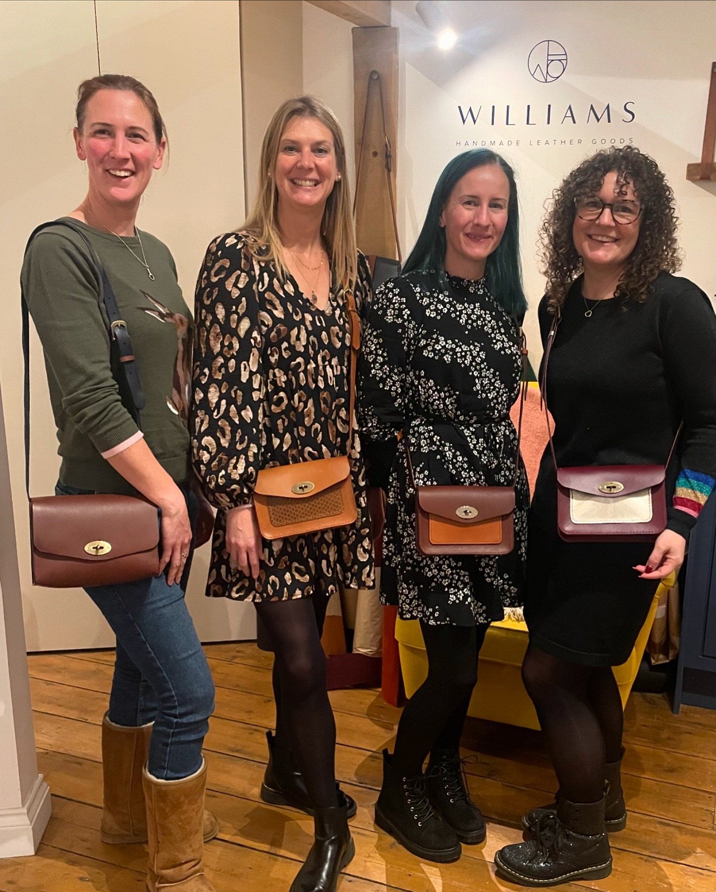 Such a lovely group of friends in the workshop today celebrating a special birthday. Everyone did super neat stitching and made beautiful bags ❤️

If you would like to do a workshop as a group the 14th December is available to book, please get in tou