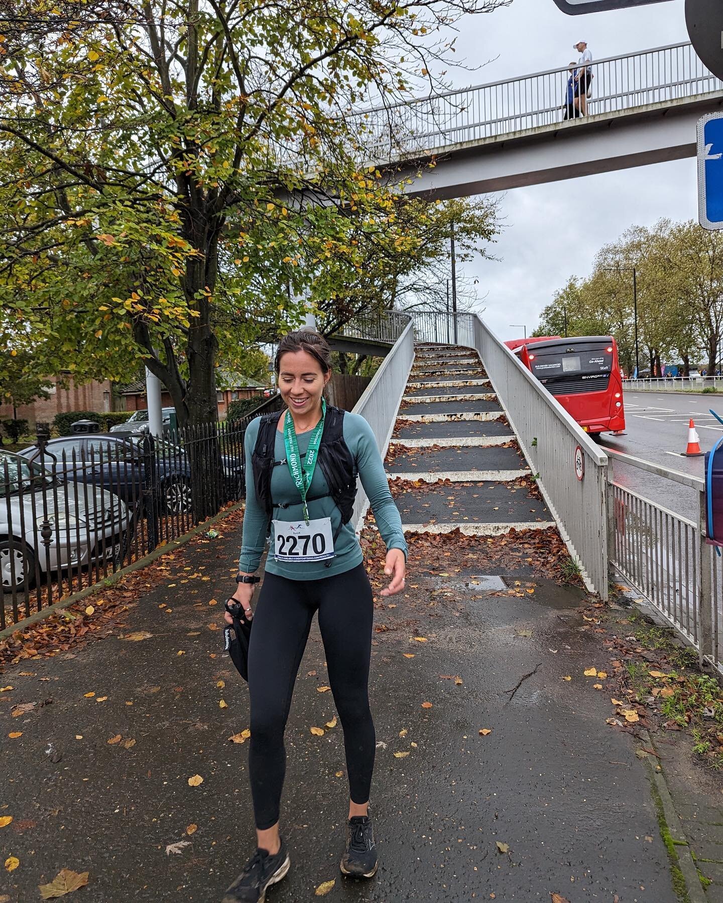 First Half Marathon Completed ✅ 

After missing out on the @runbristolhalf, I still wanted to sneak one in before the end of the year, so I entered into the (very wet and muddy) @richmond_halfmarathon.

Over the moon to finish in 1.49 having aimed fo