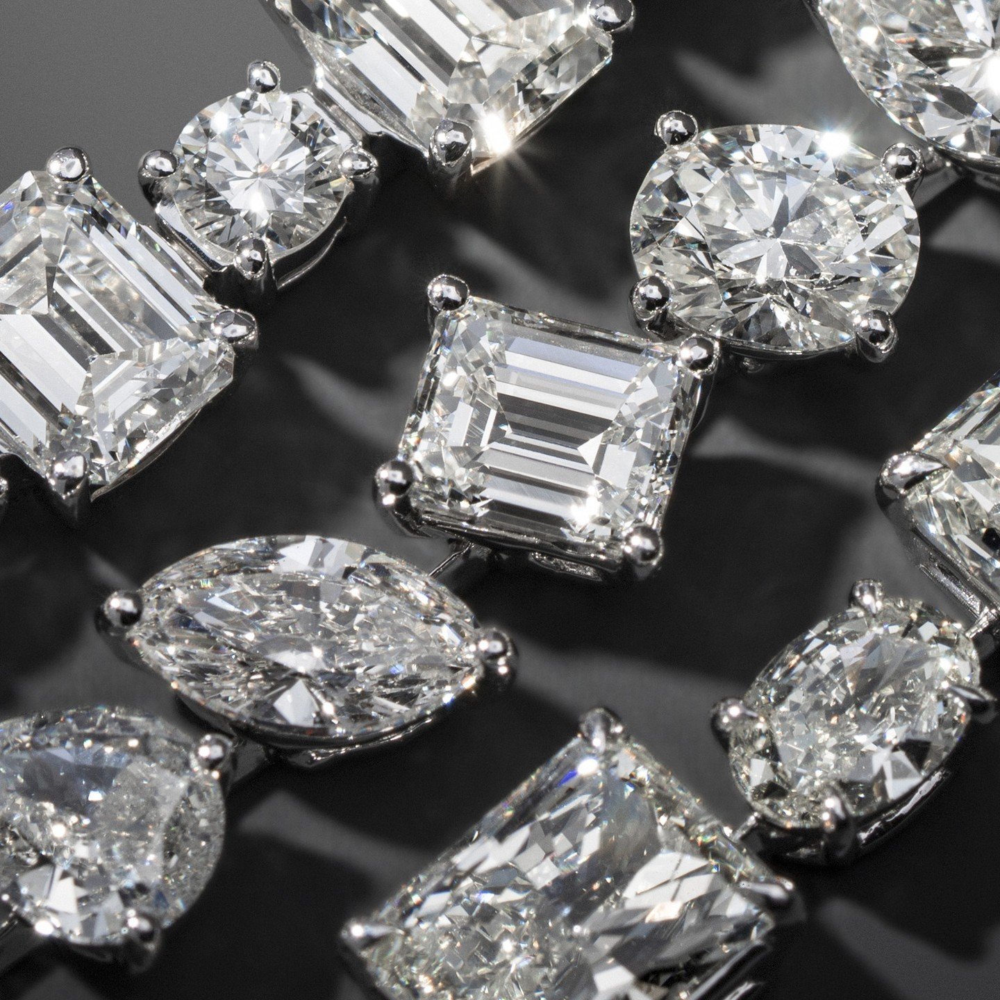 We're delighted to offer insights into our team members' favorite gemstones, providing a window into our world of unique, one-of-a-kind jewels.

Duke Kim, our esteemed Diamond and Gemstone expert, shares a curated list of his favorite diamonds to del