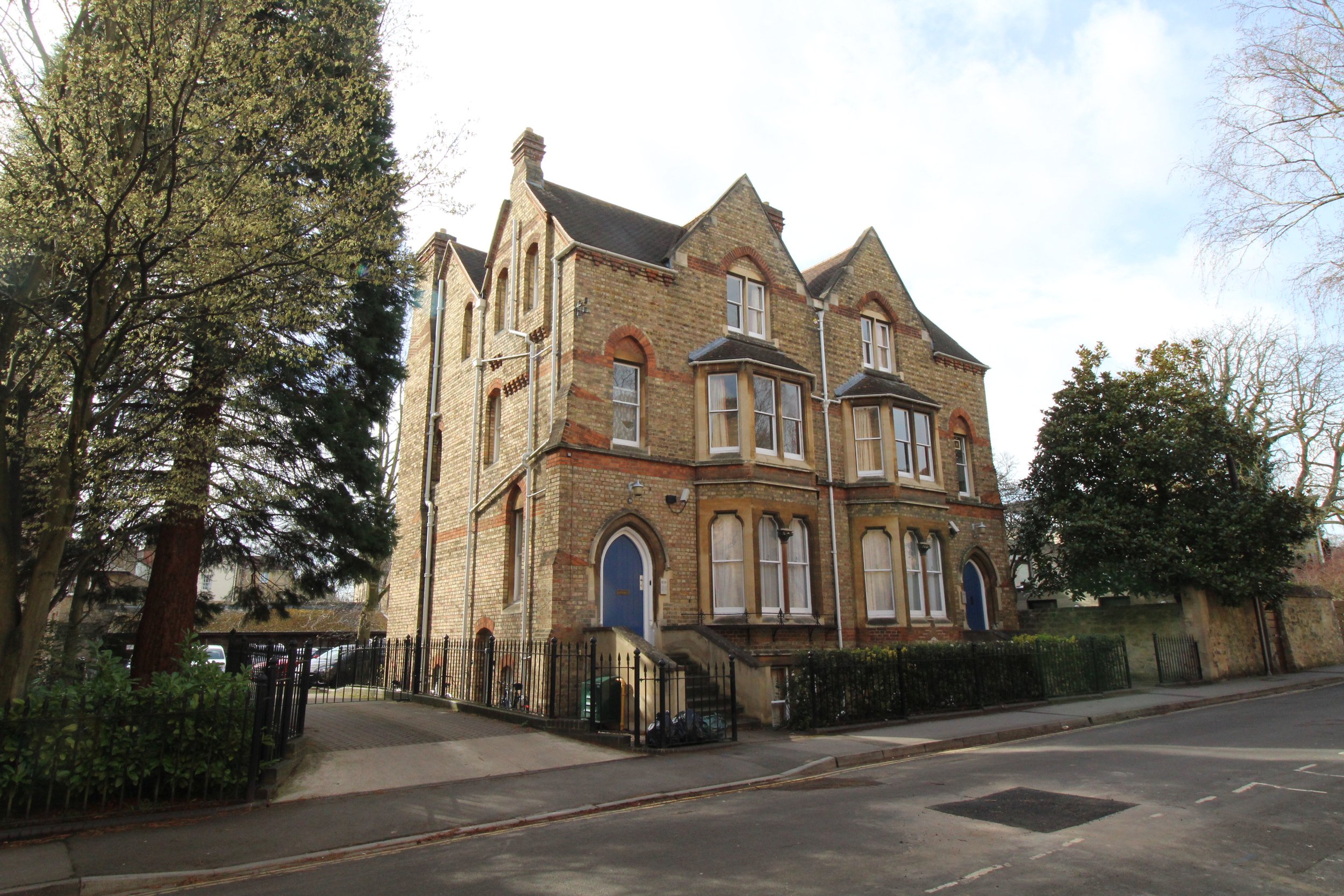 Student Accommodation at Blackhall Road, Oxford