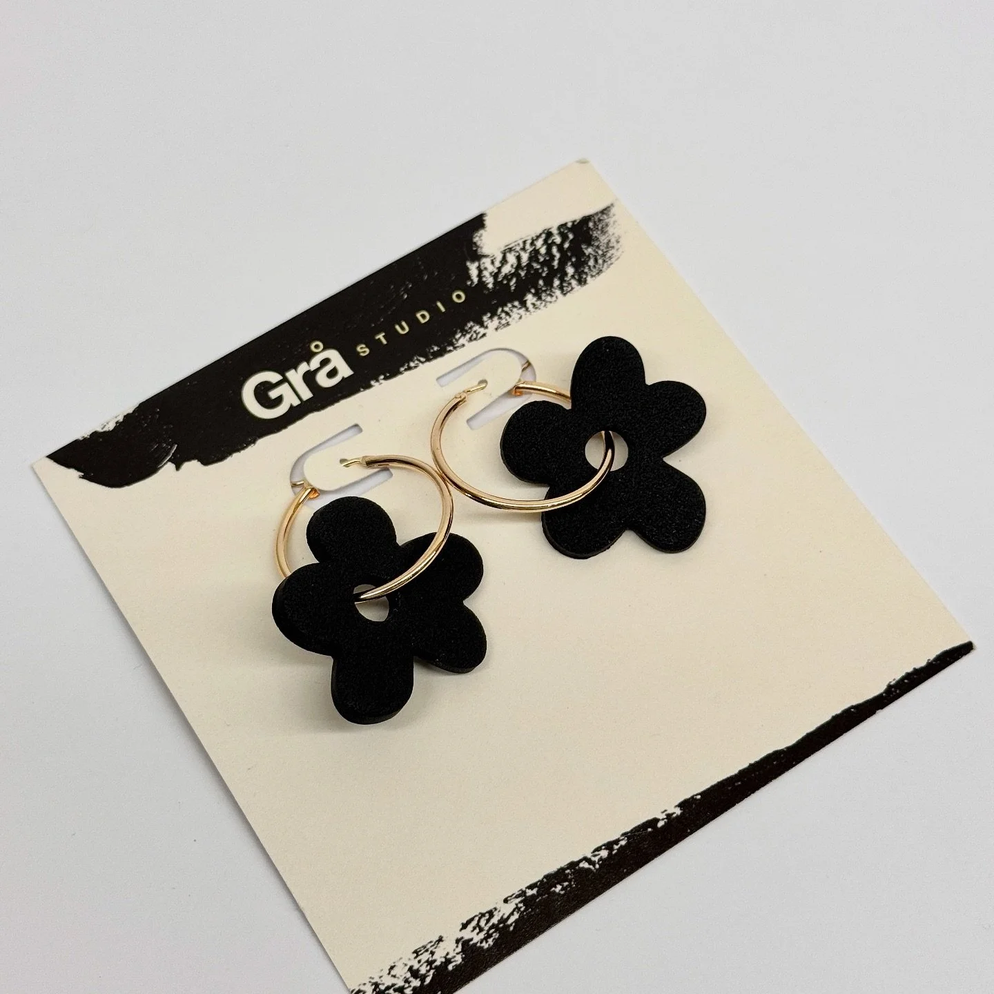 We&rsquo;ve restocked a few of your favourites from this weekend on our website. If you&rsquo;ve had your eye on something be quick, we are running quite low with stock. It will be our last market of the year this Sunday. We&rsquo;ll be over in the N