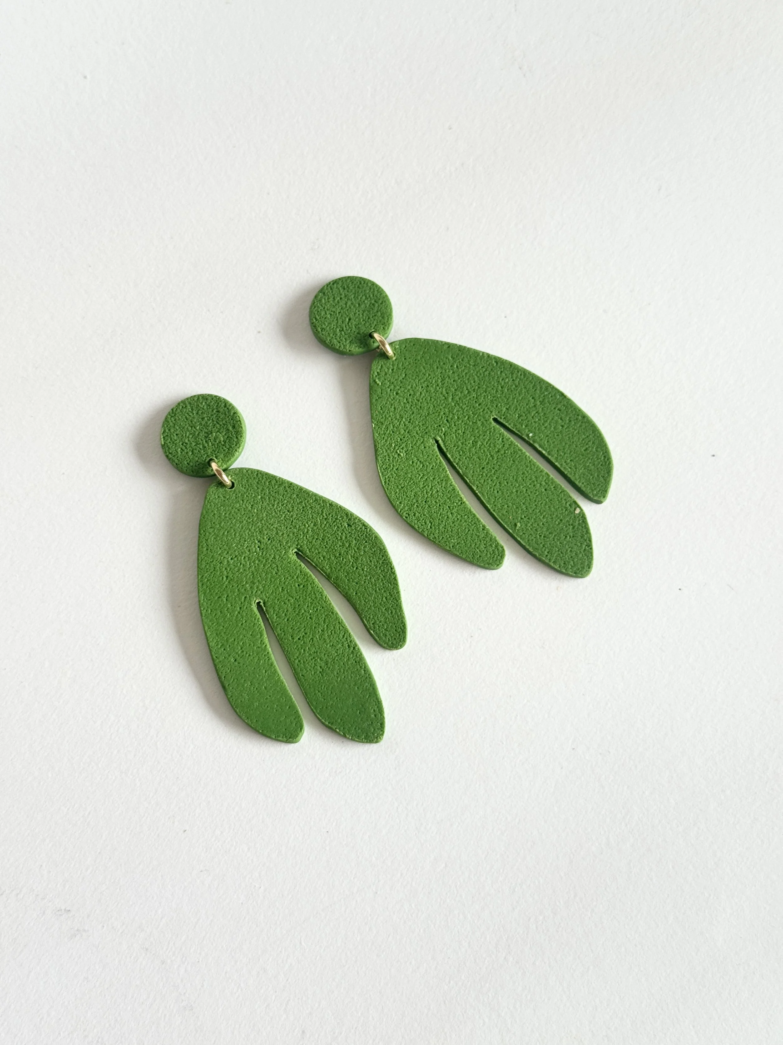 TULIP / STATEMENT EARRINGS | ZINGY GREEN
