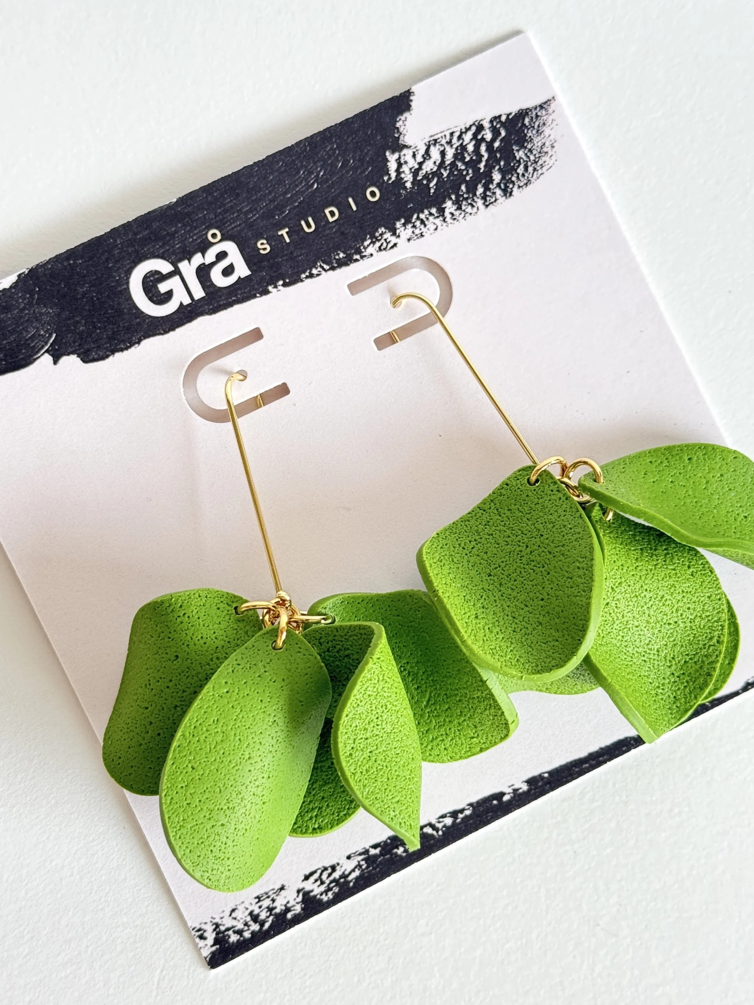 IRIS / STATEMENT DANGLES / ZINGY GREEN