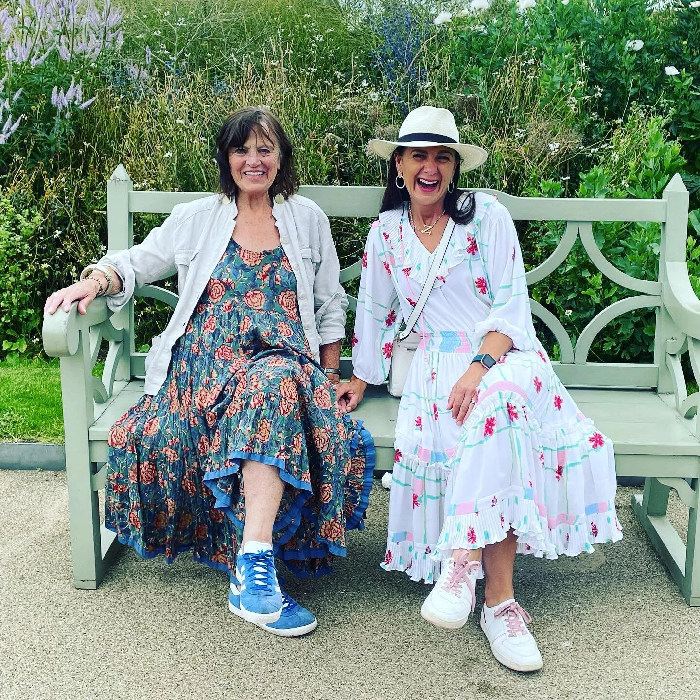 Finally a proper day out with mum! After over a year of shielding I transported her to Kensington… it was magical to spend some time together somewhere else! 
Reminiscing the days we used to spend in High Street Kensington and visiting @kensin