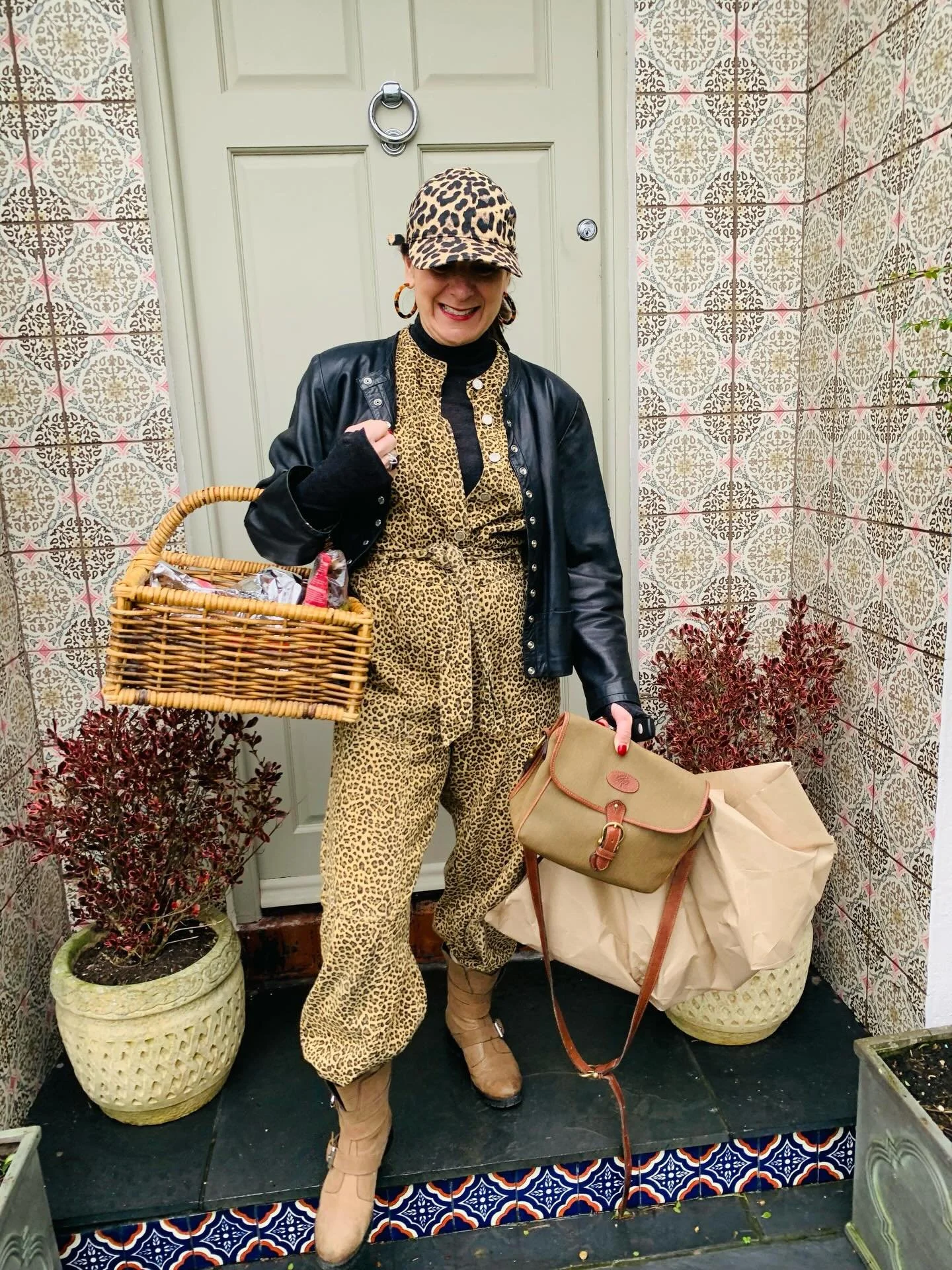 Sundays look is visiting mum, taking over lots of homemade food and ultimately bringing sunshine to her life even when it&rsquo;s raining. I tend to do this alone but Verity came with me and it was such a joy and help both practically and emotionally