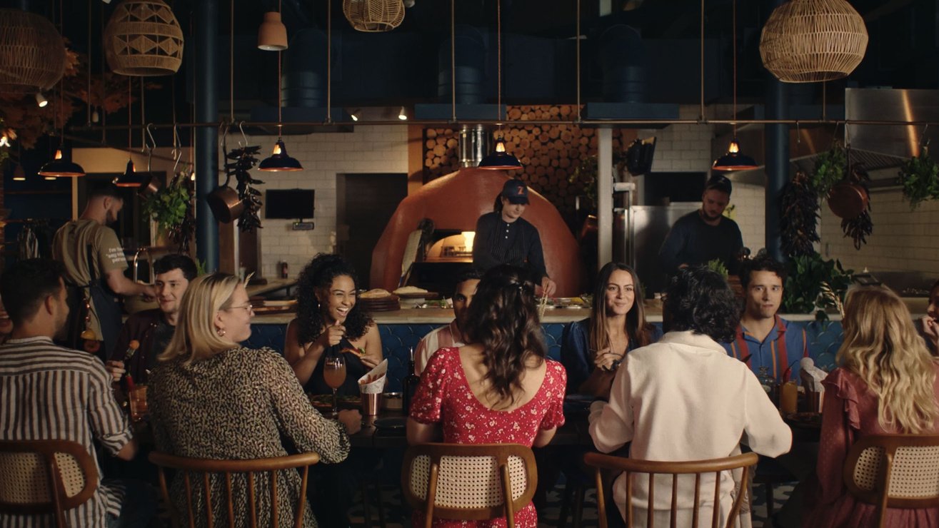 Zizzi-BringDifferent-2630x1479-04.jpg