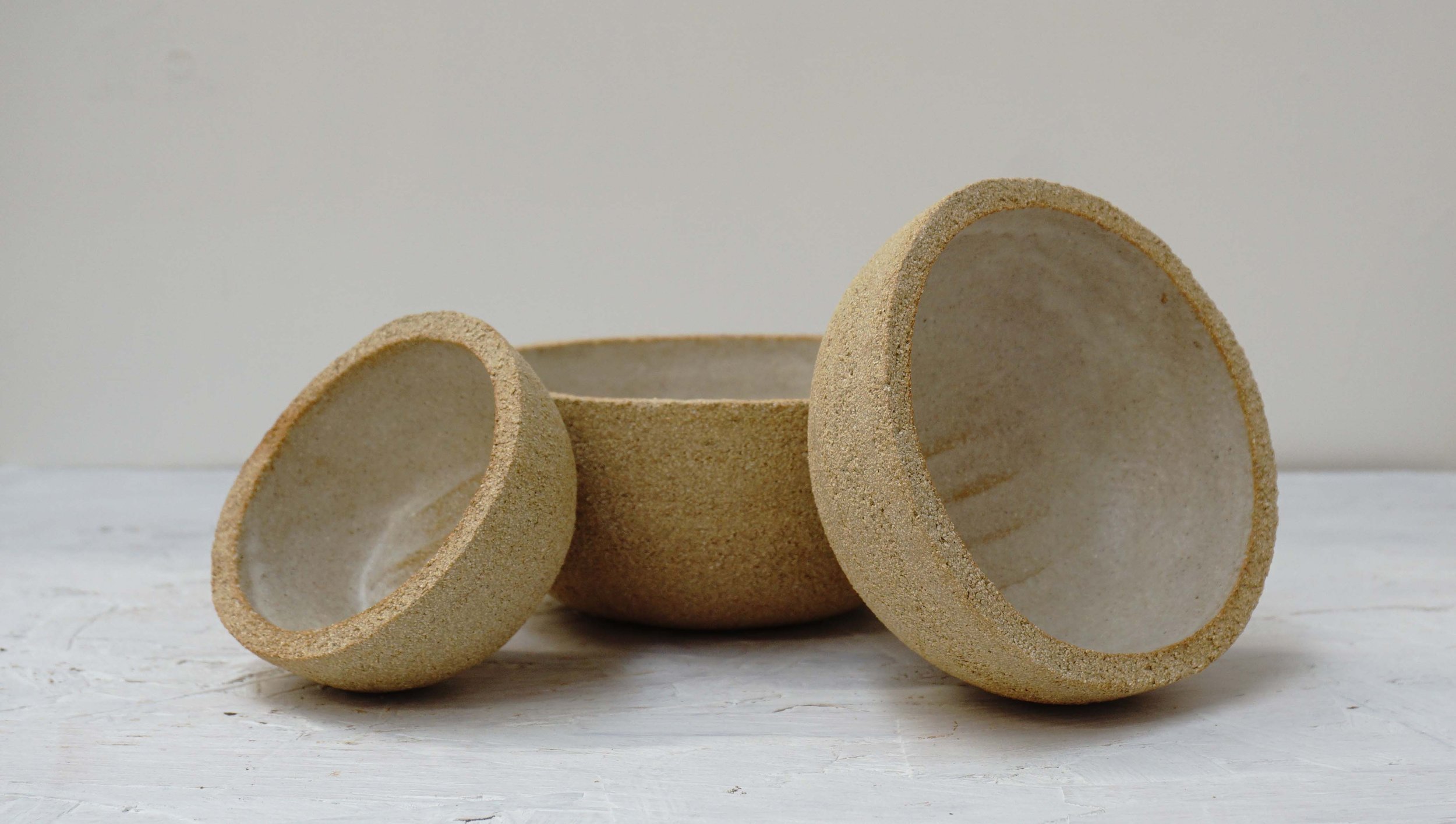 LR_RUS_NEST_PINCH_BOWLS_HANDMADE_CERAMIC_L07.jpg