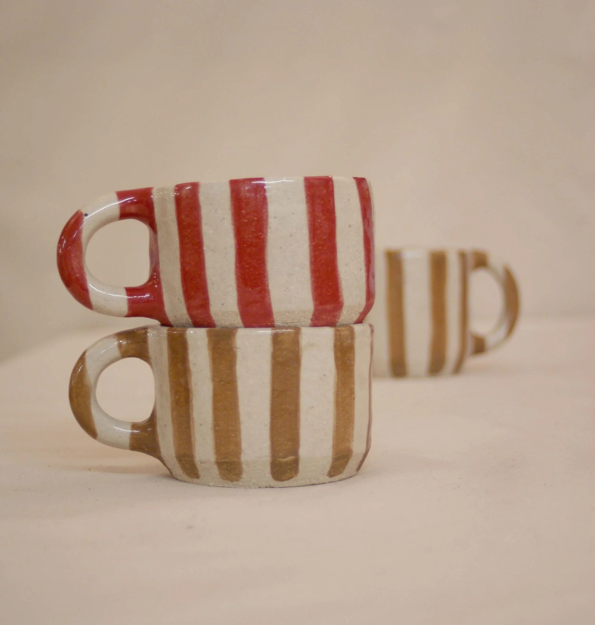 LR_PATSY_COFFE_MUG_CREAM_BROWN_CERAMIC_HANDMADE_LONDON_03.jpg