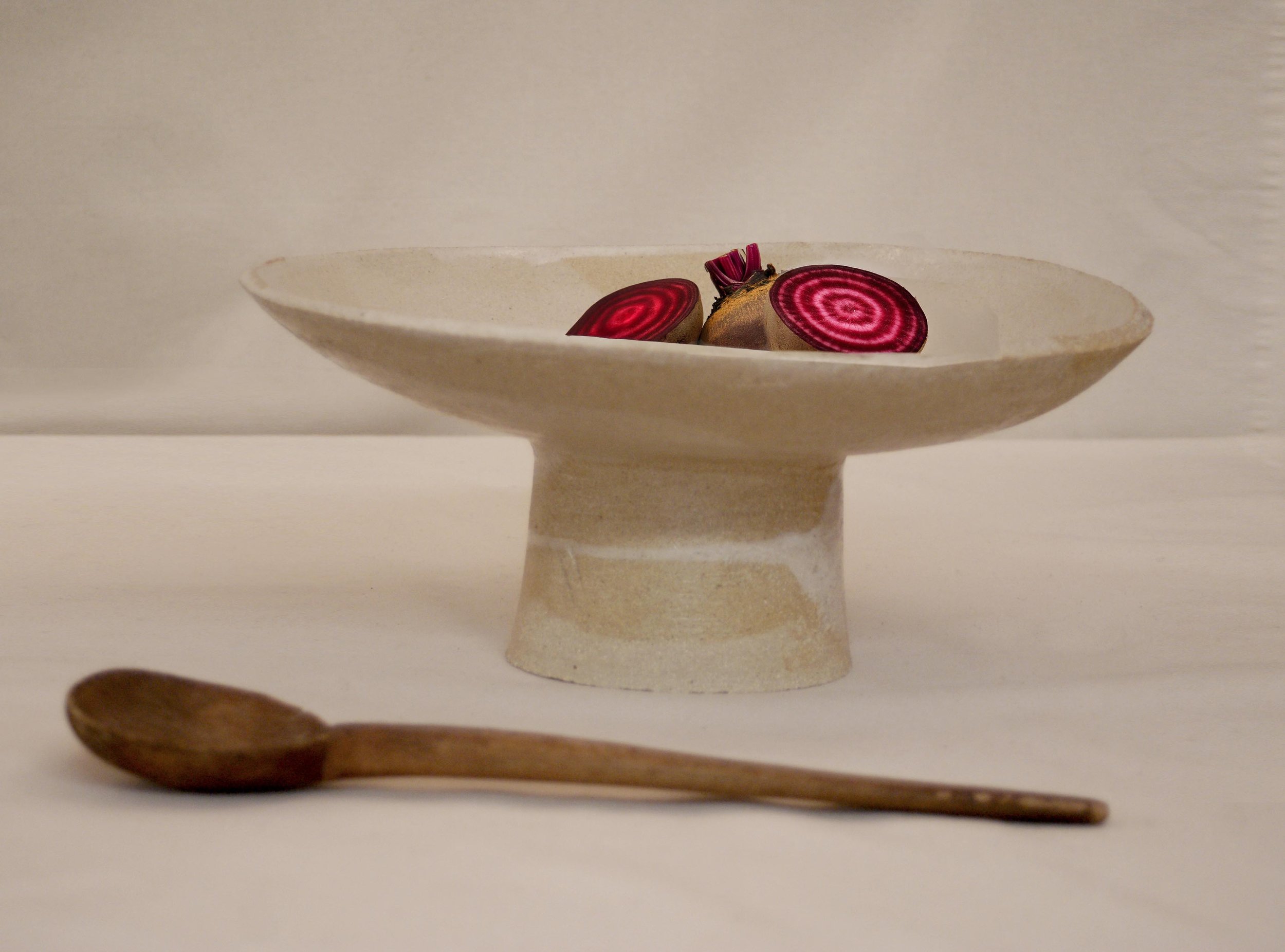 RUS PEDESTAL PLATTER