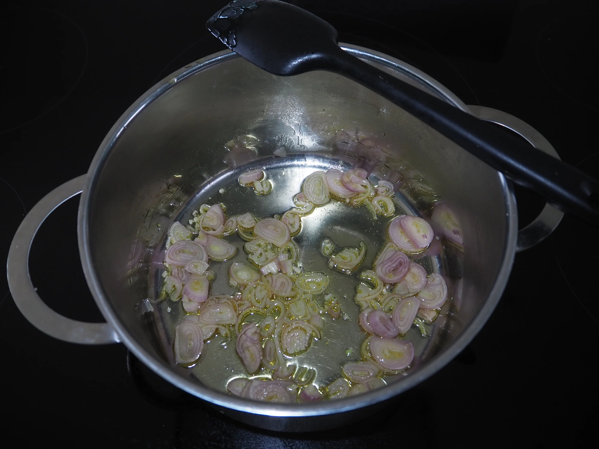 3. Frying the shallots.jpg
