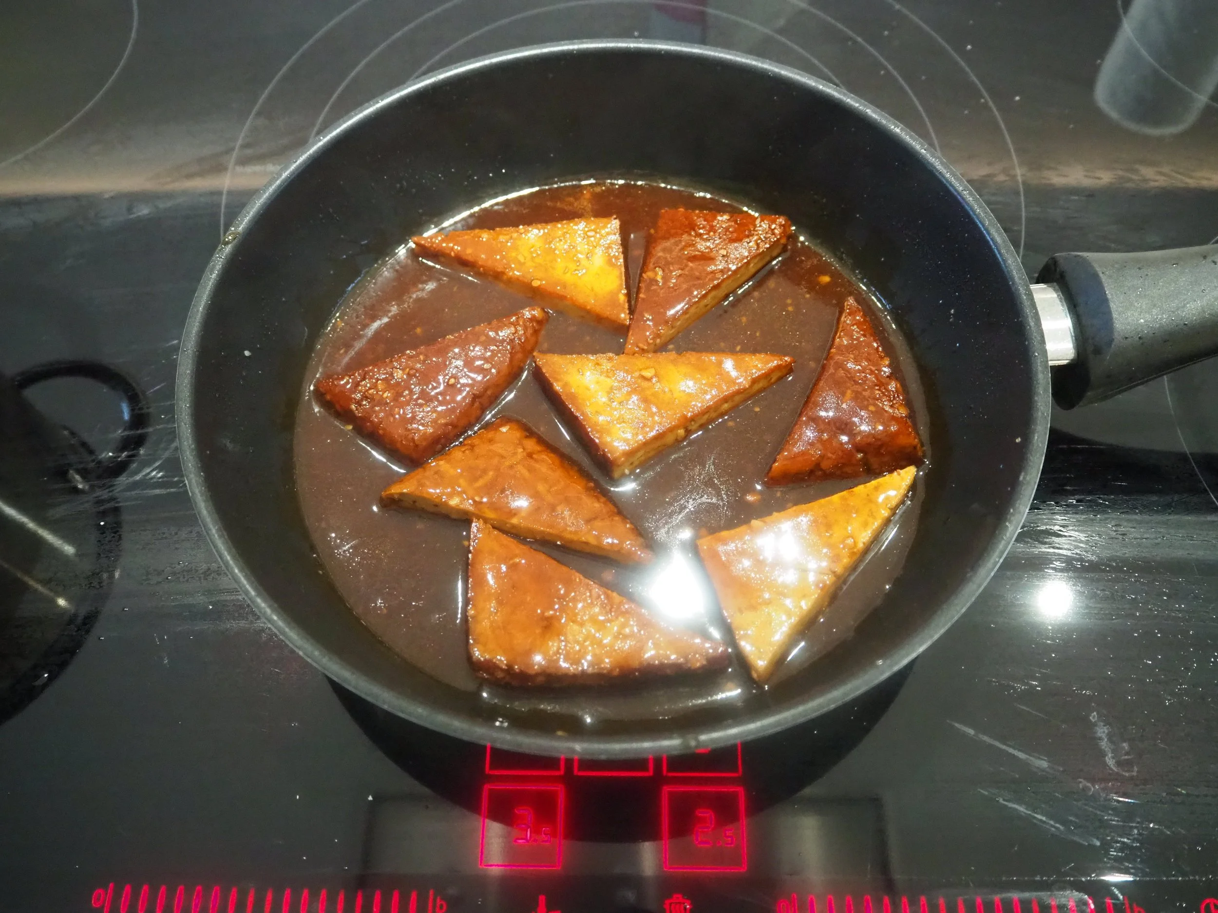 6. Sauce in pan.jpg