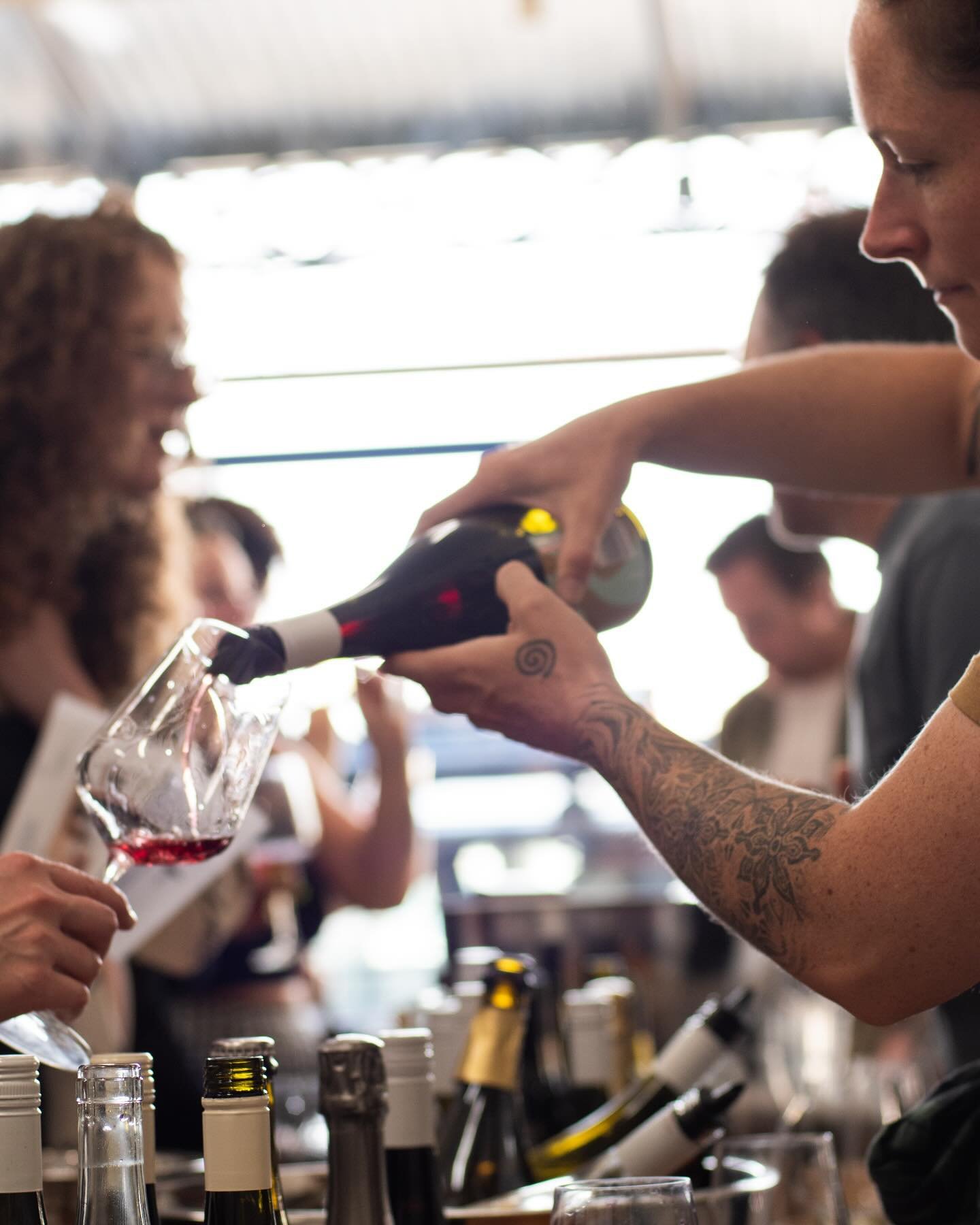 #Spring is in full swing and I&rsquo;ll be out and about in November pouring #wines to enjoy in the #sunshine! 🌞

Where can you find Tillie J Wines for your glass of something #fresh? Glad you asked. 😎

🌻Friday November 1st - @crooked_drinks Publi