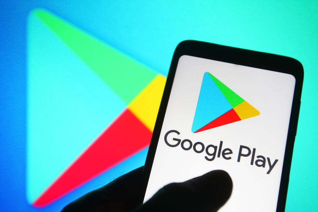 Google Play on Mobile Cover