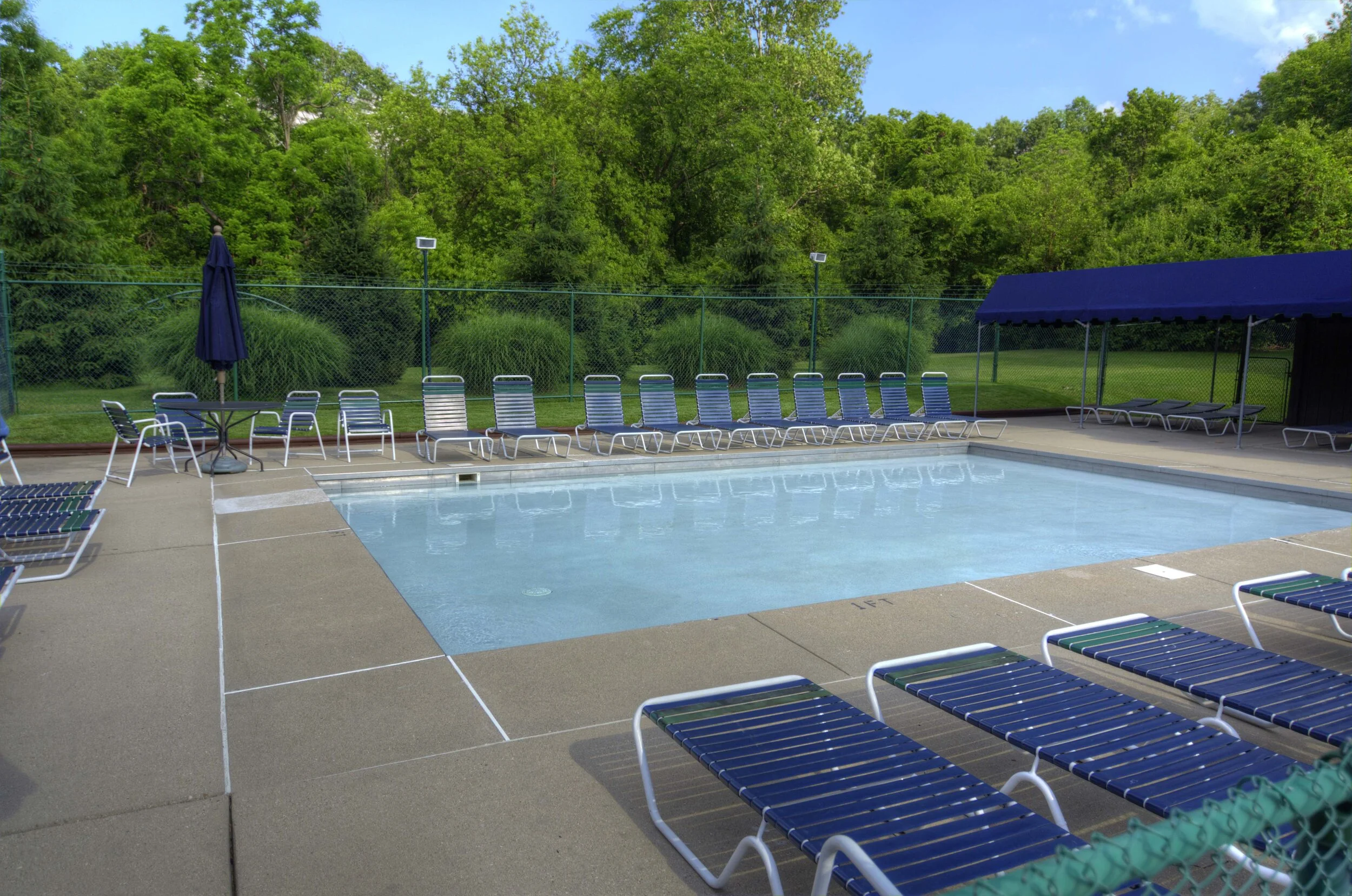 Clifton Meadows Swim & Tennis Club