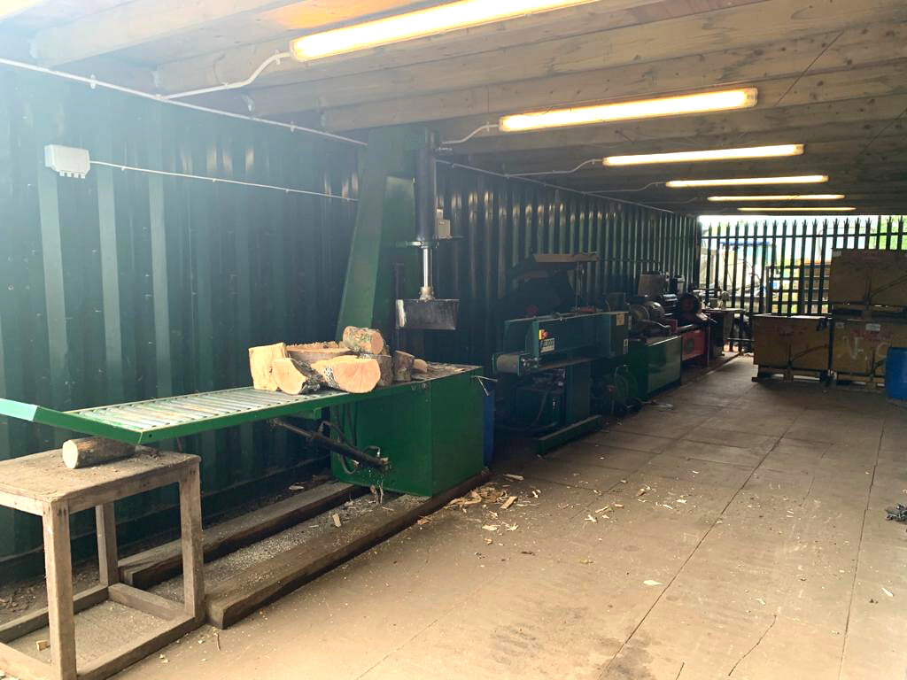 Special branch 247 log cutting machine.JPG