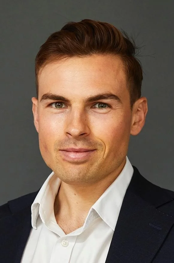 Ollie Mills