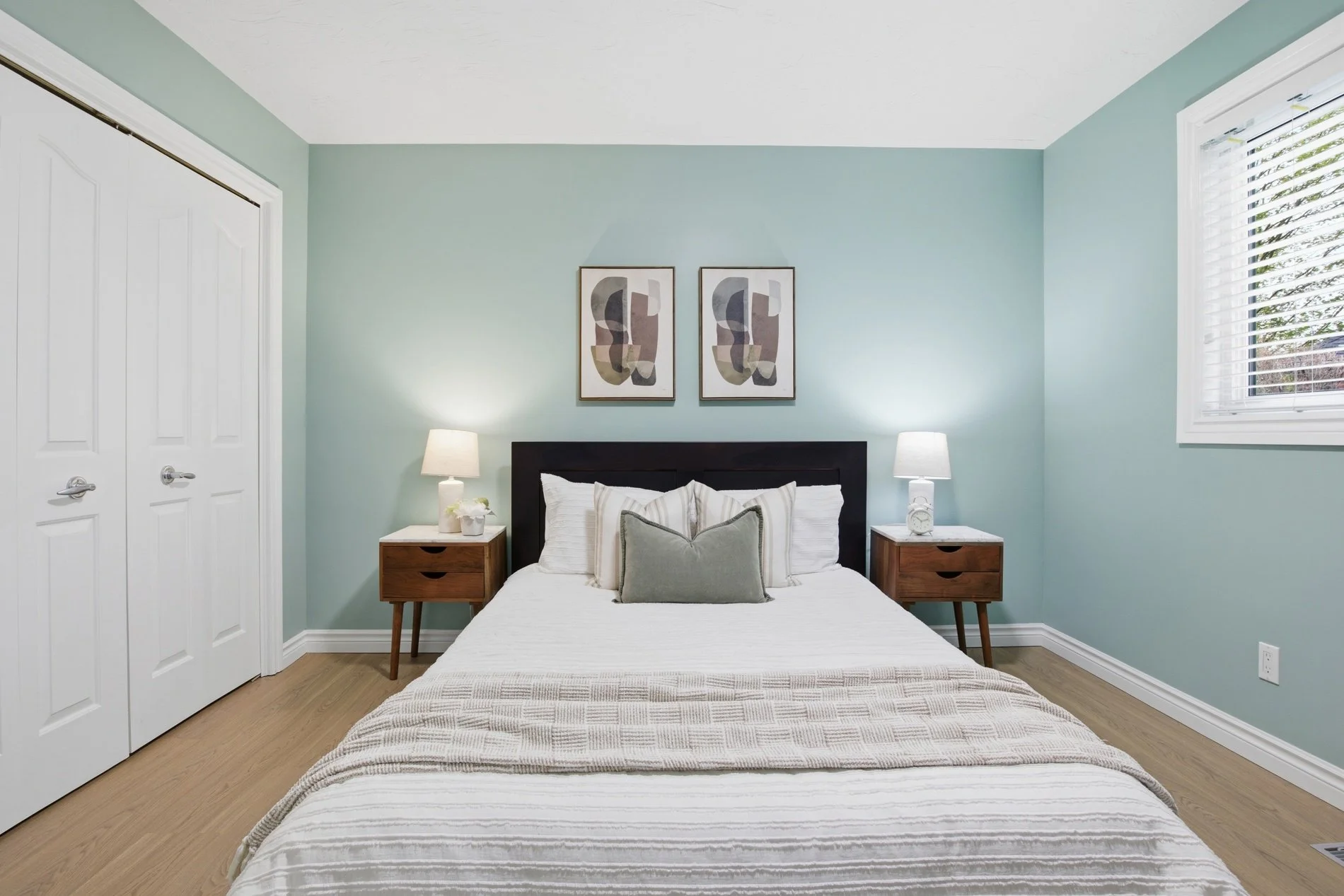 59_20 huntingdale pl- 047.jpg