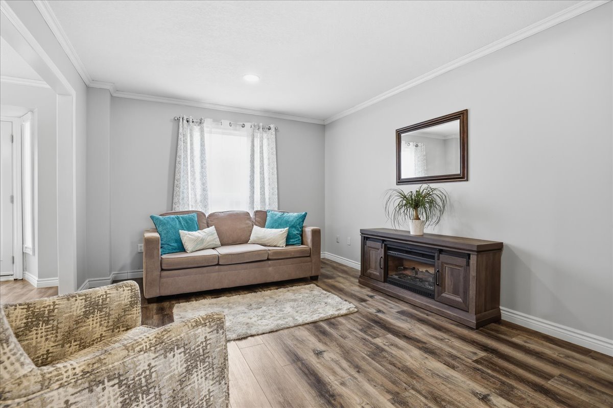 11-65 Misty St 5G5A1120.jpg