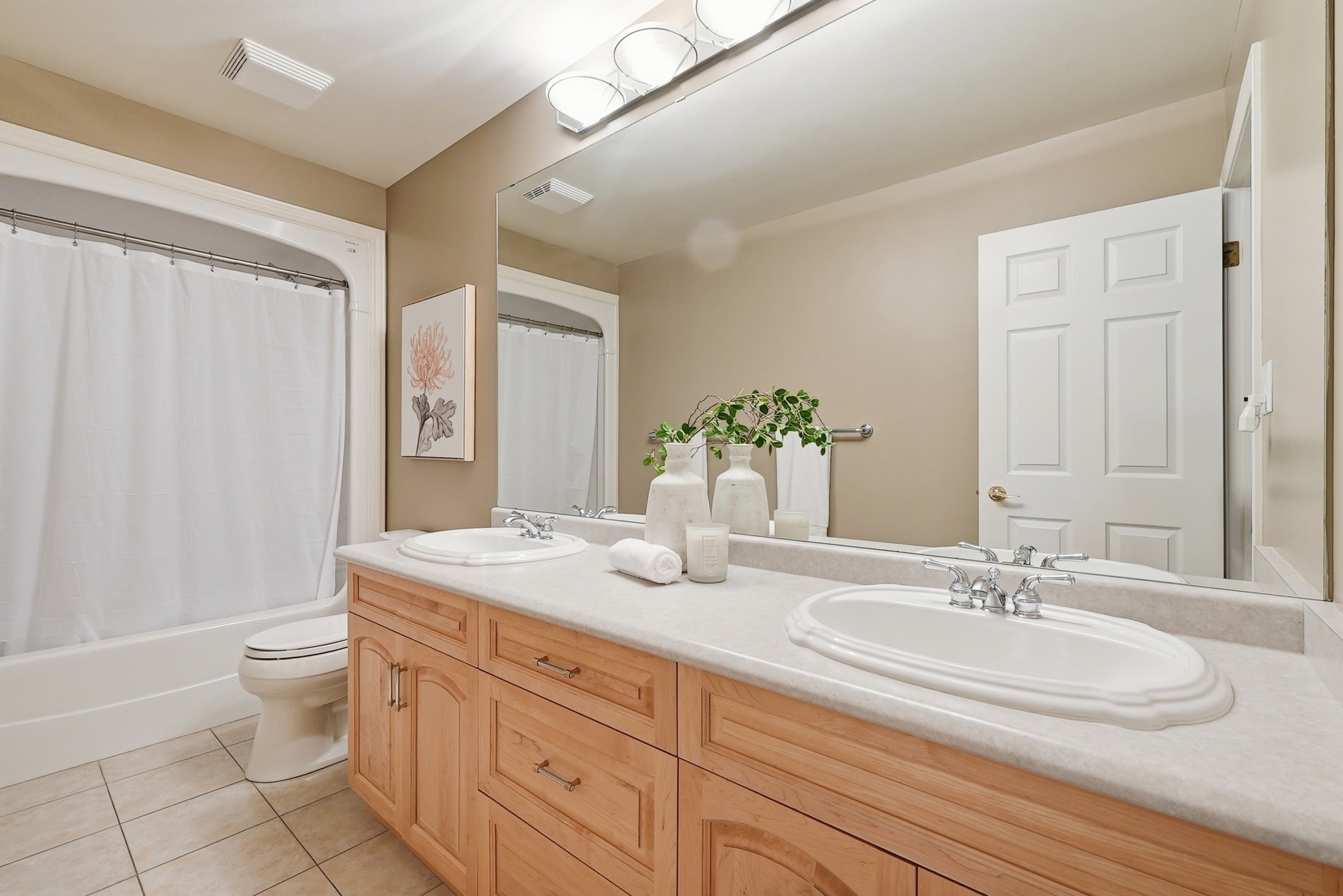 56_36 weberlyn crescent- 044.jpg