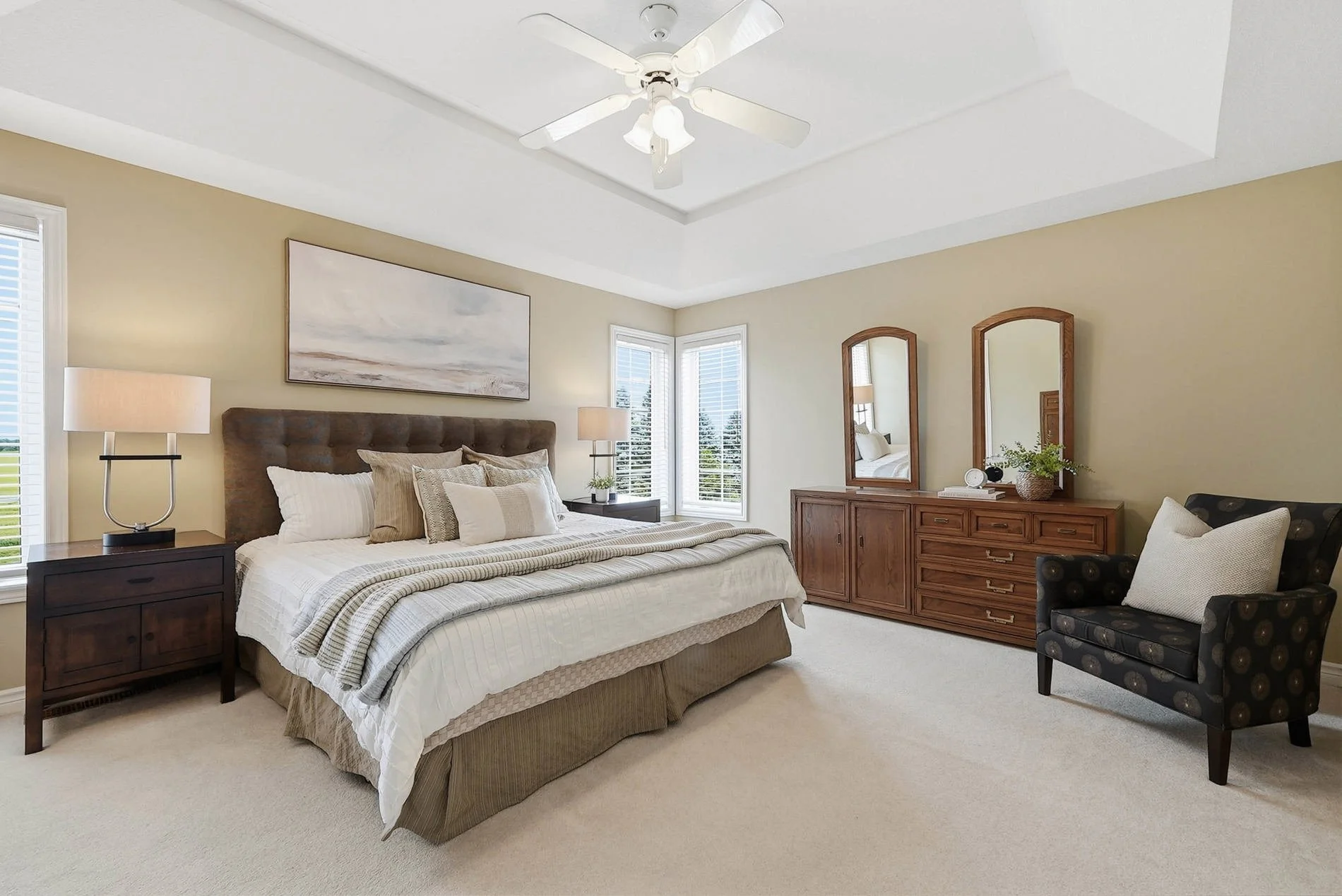 41_36 weberlyn crescent- 032.jpg