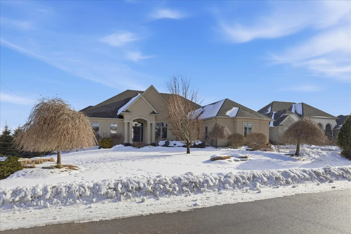 006-86 Canters Close EXT-0223.jpg