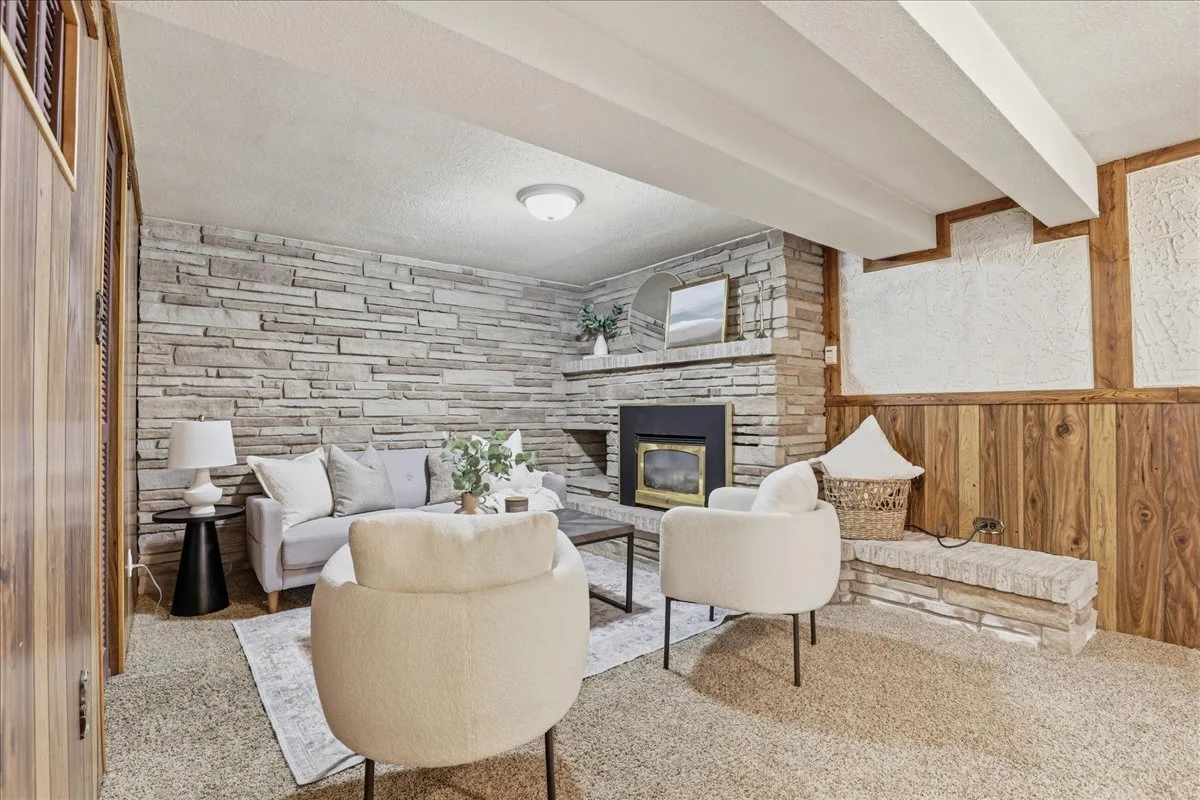 27-105 White Pine Cres 5G5A1342.jpg