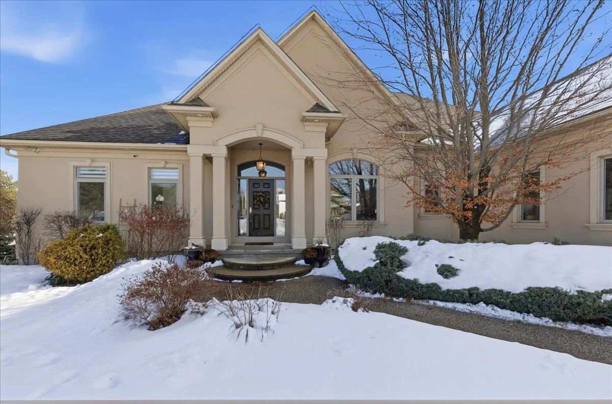 003-86 Canters Close EXT-0208.jpg