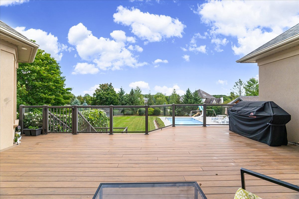 072-RealMedia summer photo-91.jpg