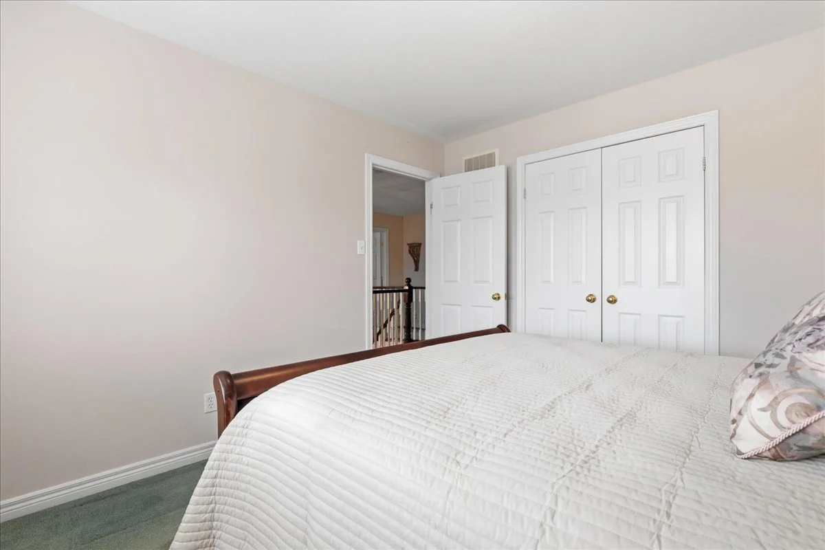 35-54 Woodcrest Crt -0736.jpg