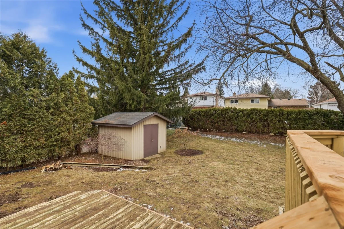 38-105 White Pine Cres 5G5A1381.jpg