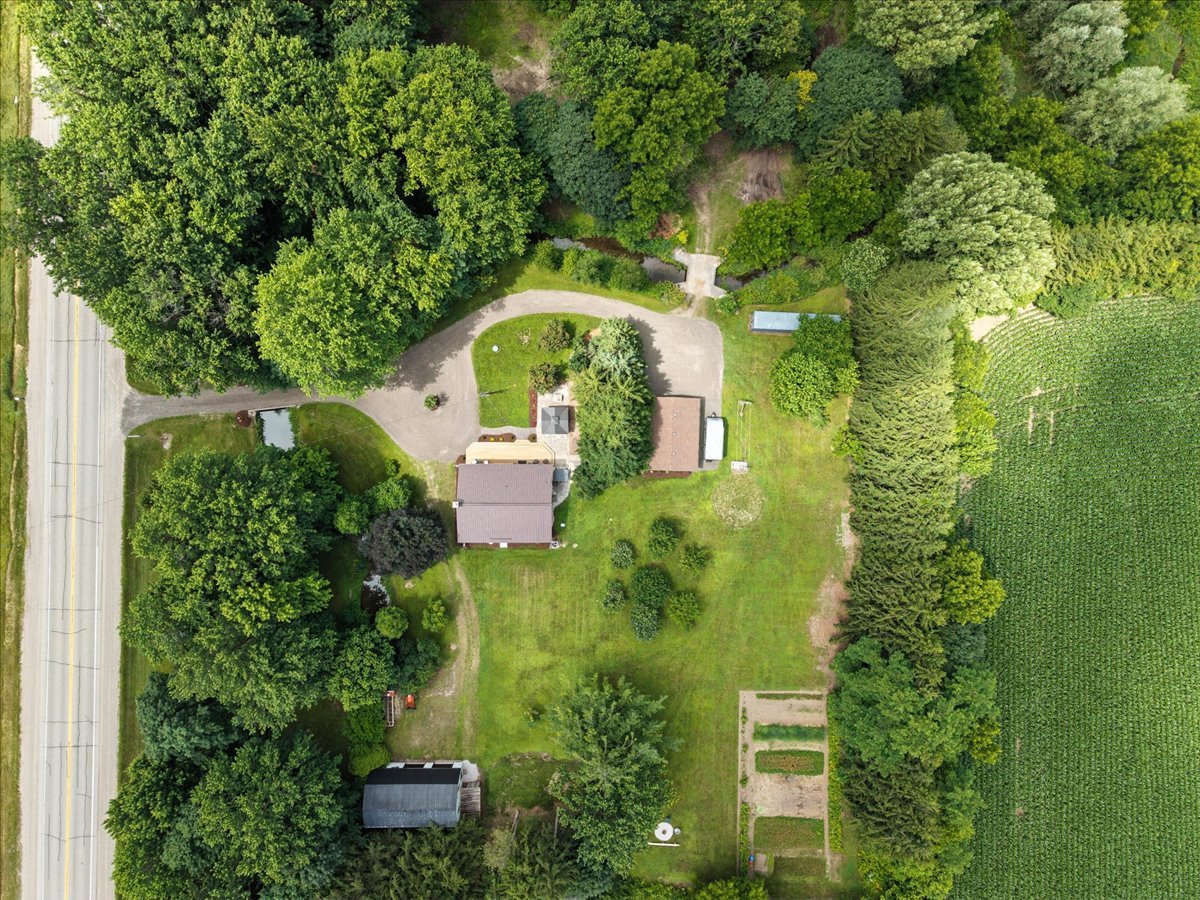 68-927405 Oxford Rd 8 aerial --14.jpg